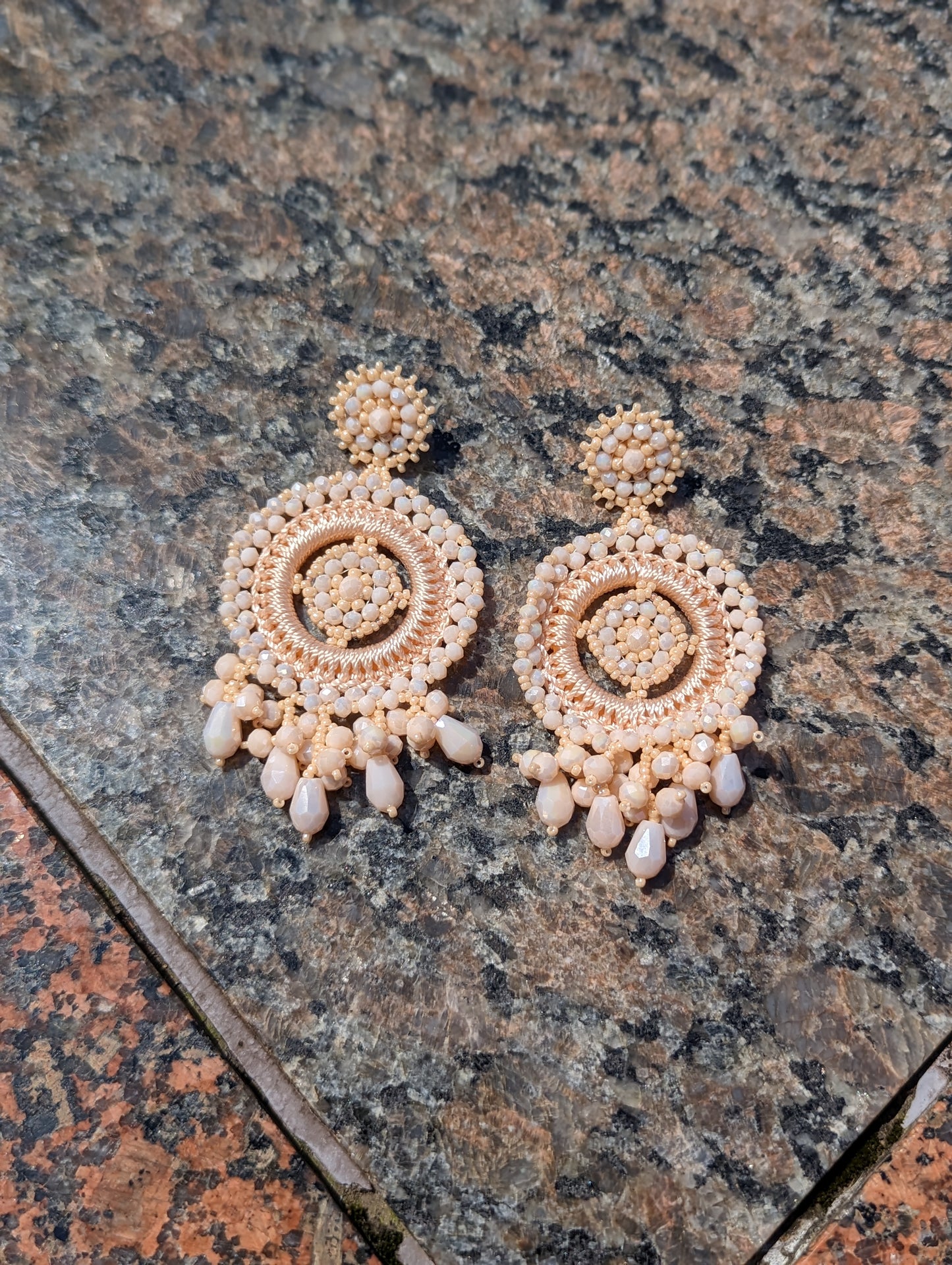 ハンドメイド・チェコビーズ・ビジューピアス