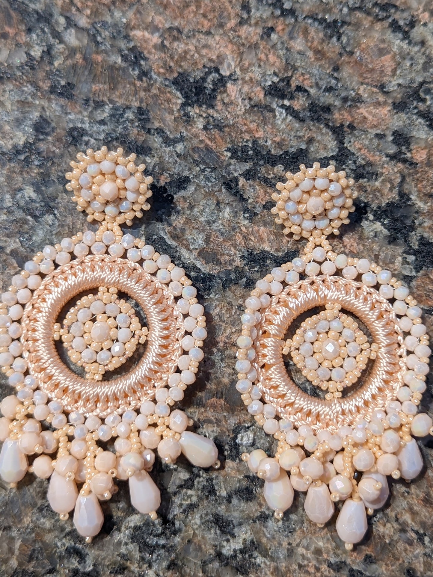 ハンドメイド・チェコビーズ・ビジューピアス