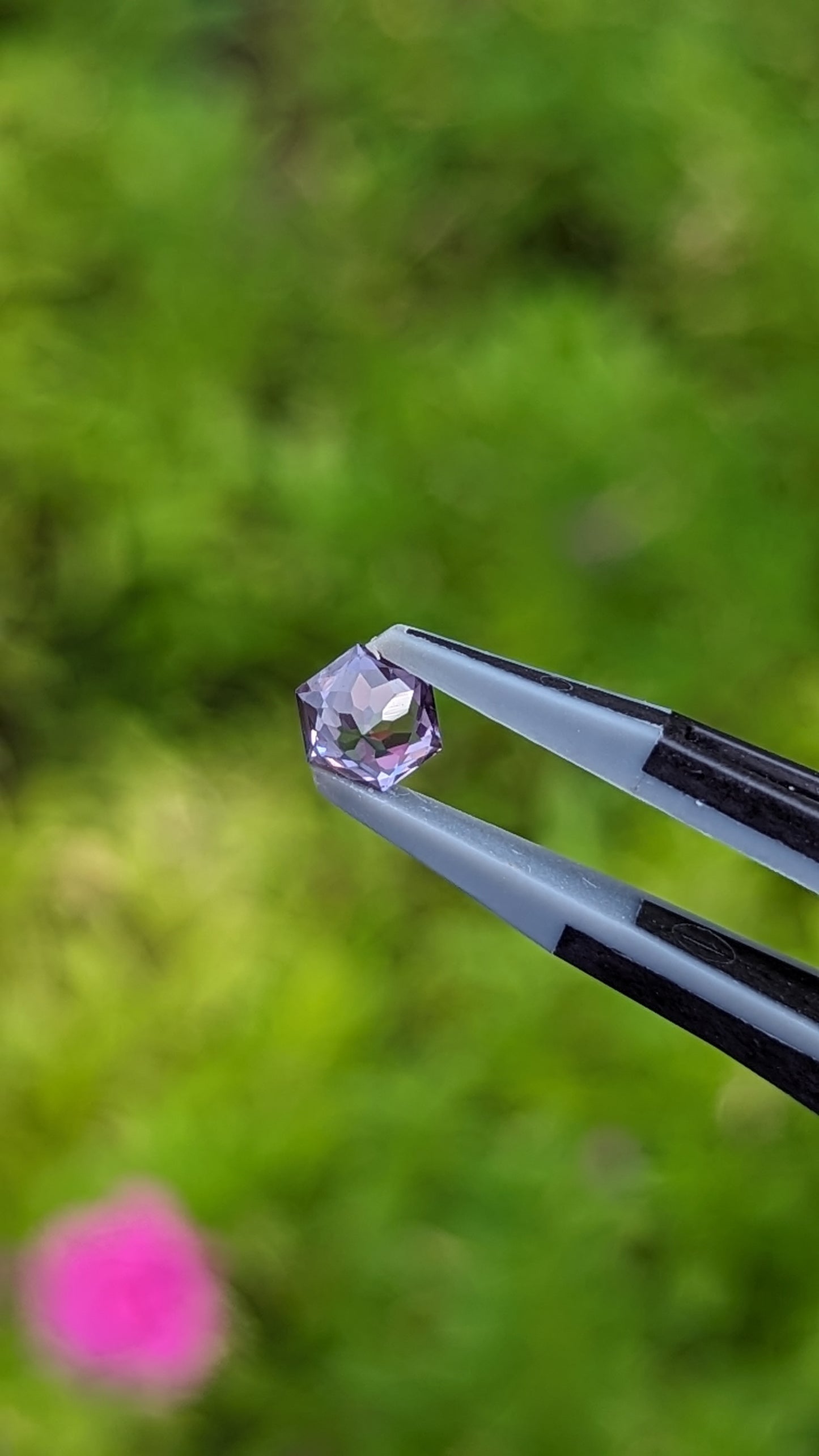 【ヘキサゴンカット①】天然パープルスピネル 約0.665ct