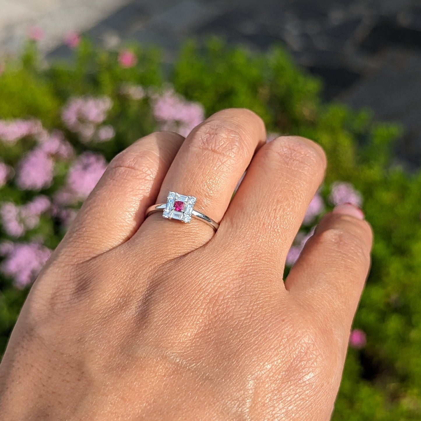 スクエアリング・ミニ PT・ルビー0.09ct x ダイヤモンド0.32ct