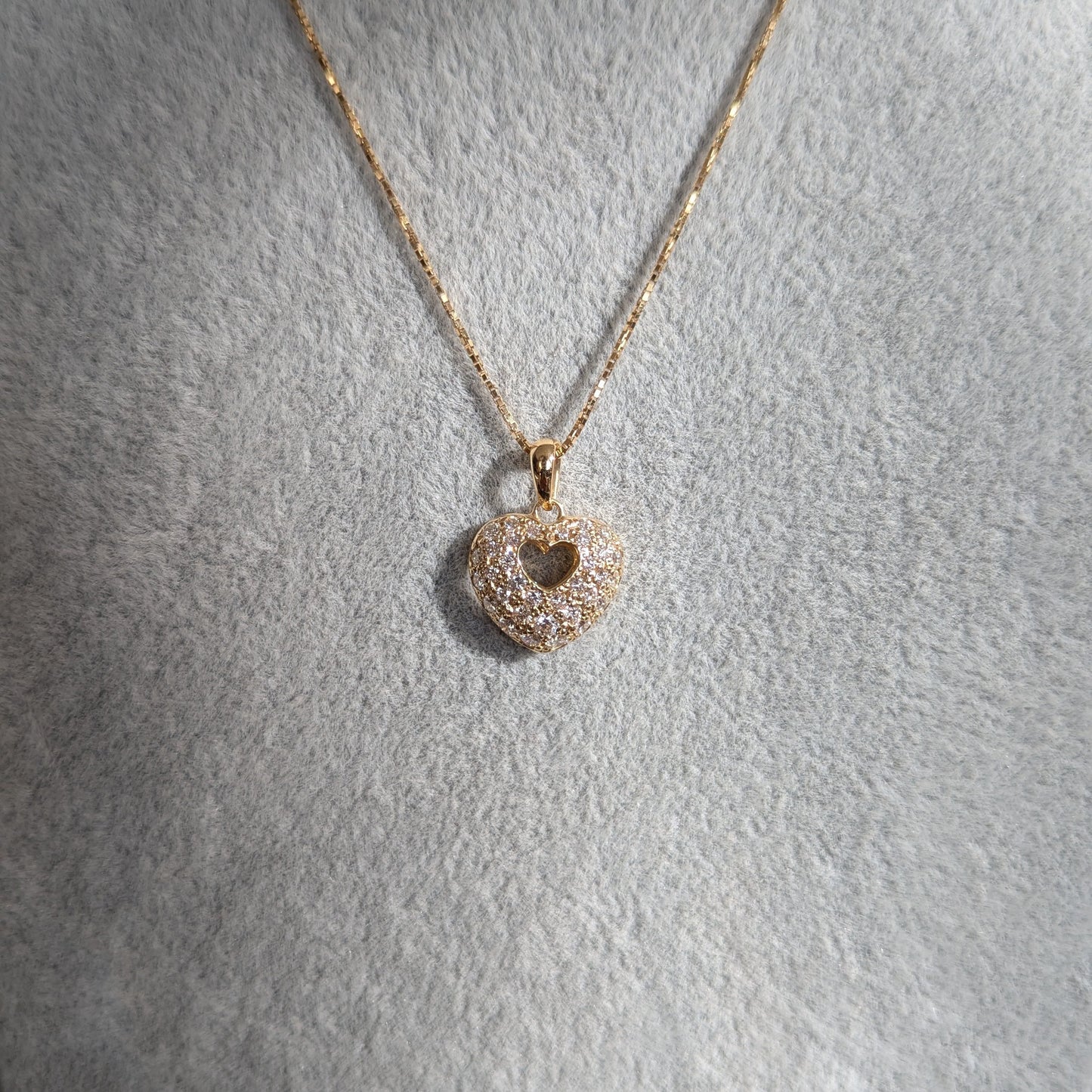 10. 【チャリティ企画】ぷっくりハート♡パヴェYGネックレス 0.52ct