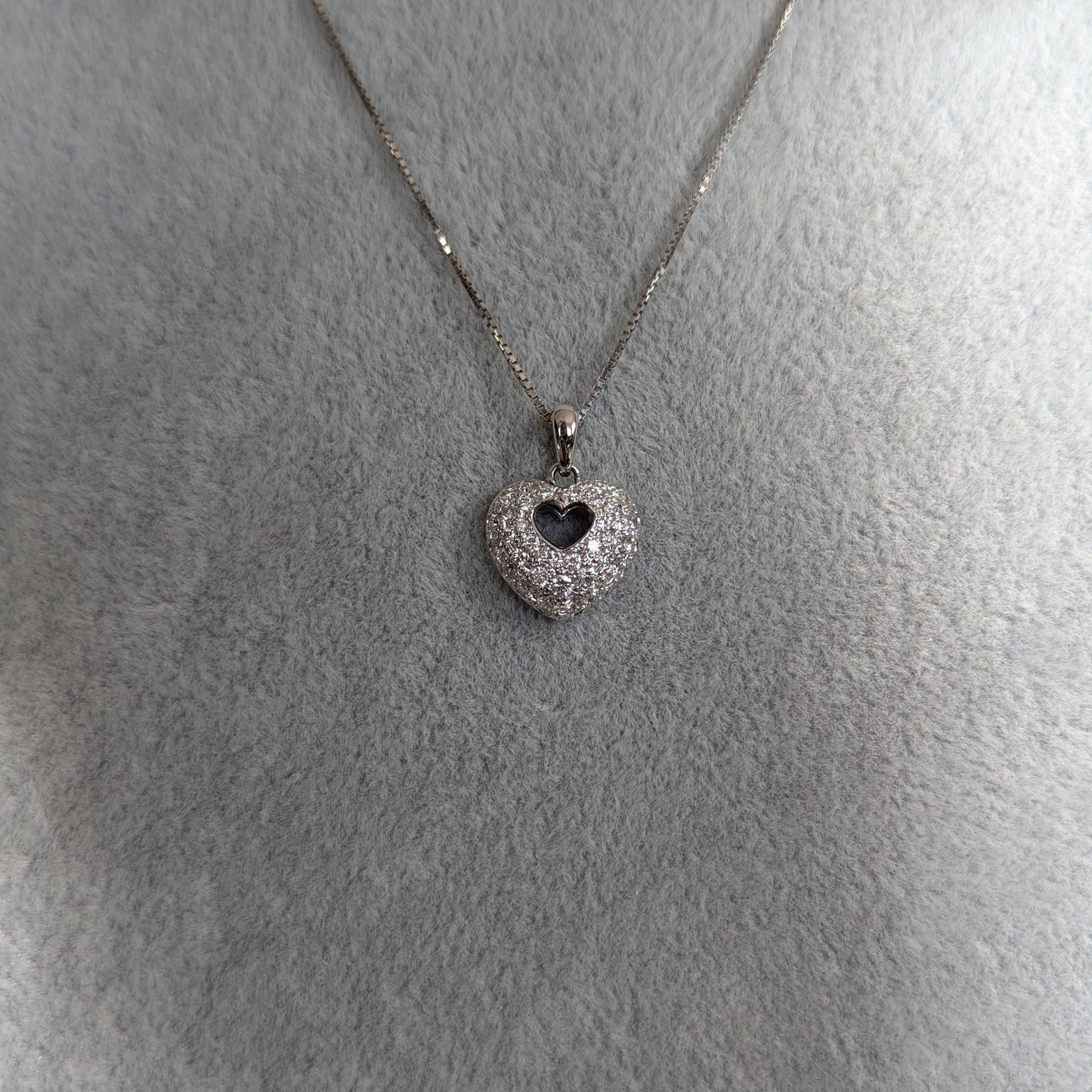 9. 【チャリティ企画】ぷっくりハート♡パヴェPTネックレス 0.51ct