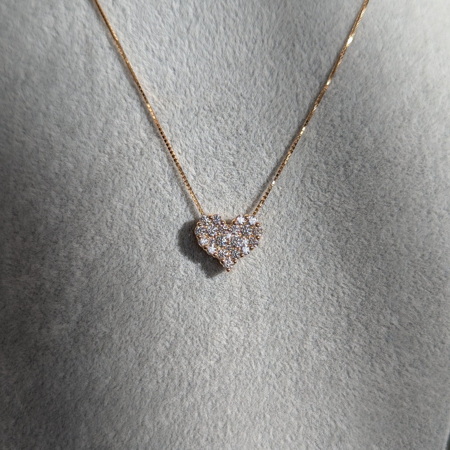 14. ダイヤモンドがぎゅっ♡ 1.0ct YG ハートダイヤモンドネックレス