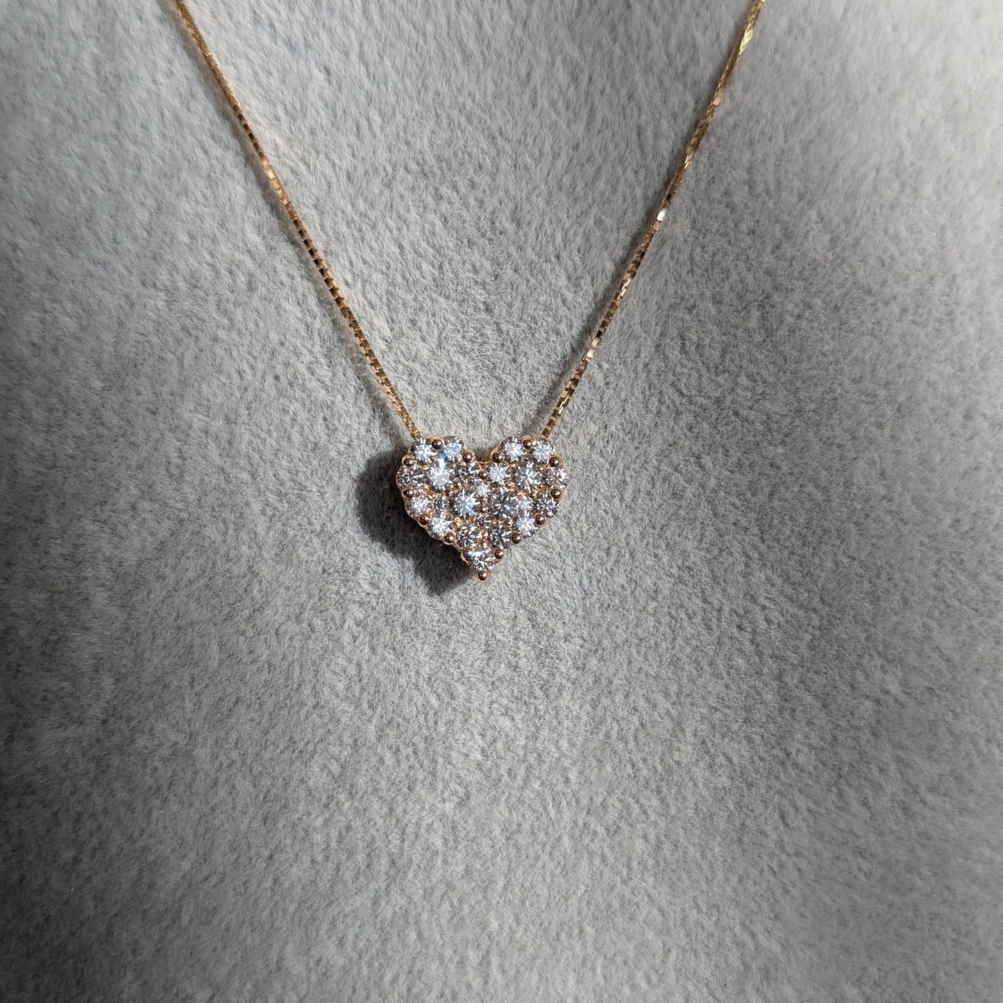 14. ダイヤモンドがぎゅっ♡ 1.0ct YG ハートダイヤモンドネックレス