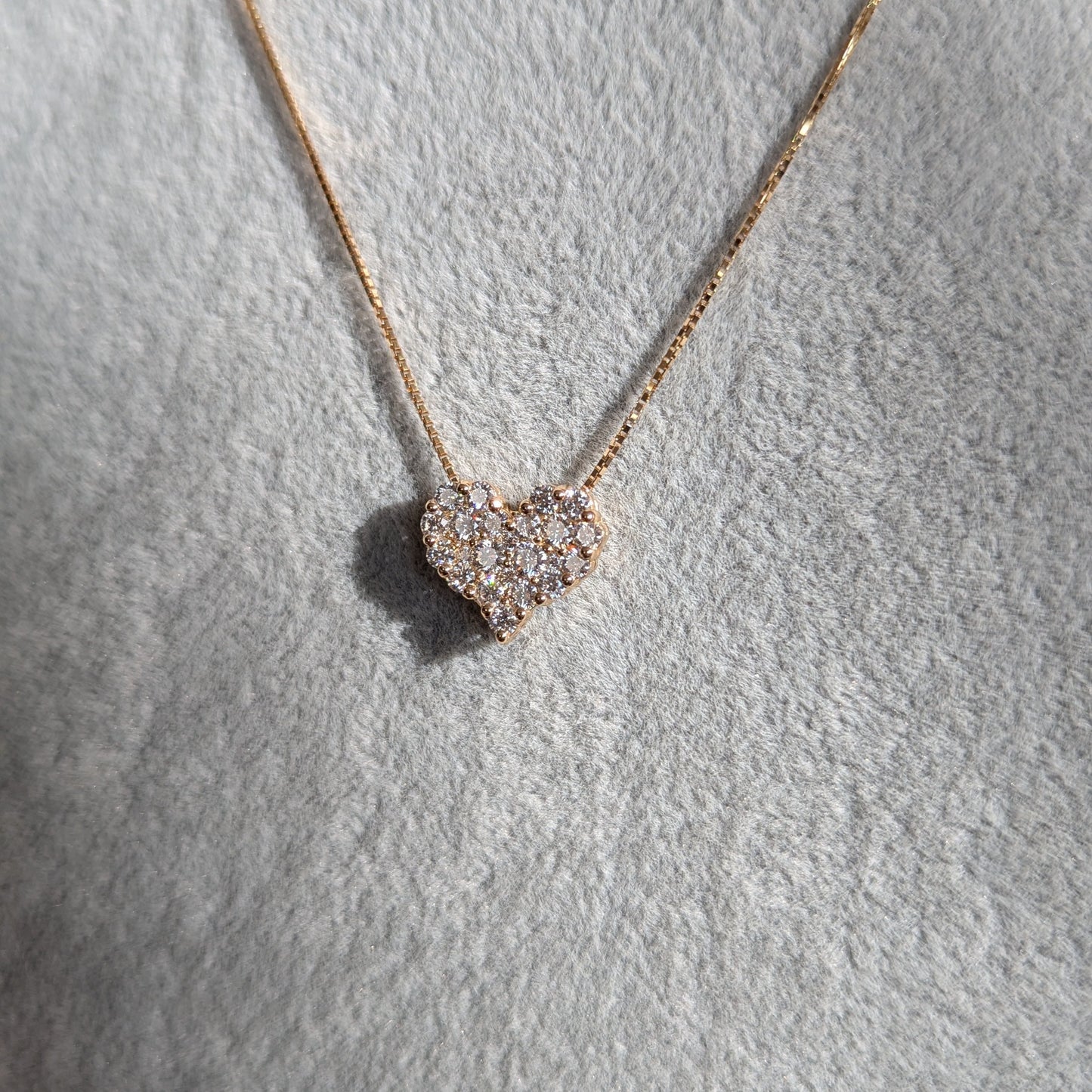 14. ダイヤモンドがぎゅっ♡ 1.0ct YG ハートダイヤモンドネックレス