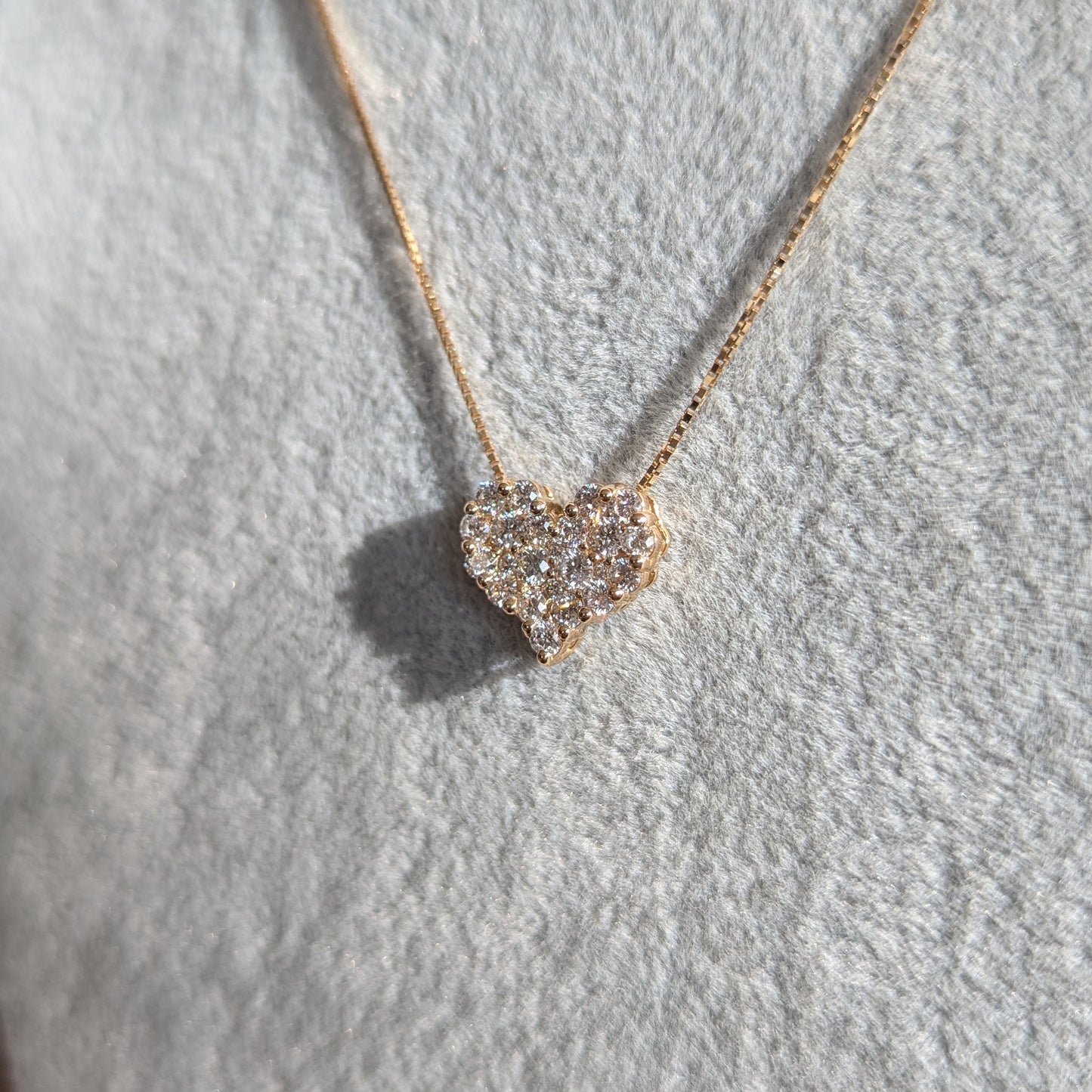 14. ダイヤモンドがぎゅっ♡ 1.0ct YG ハートダイヤモンドネックレス