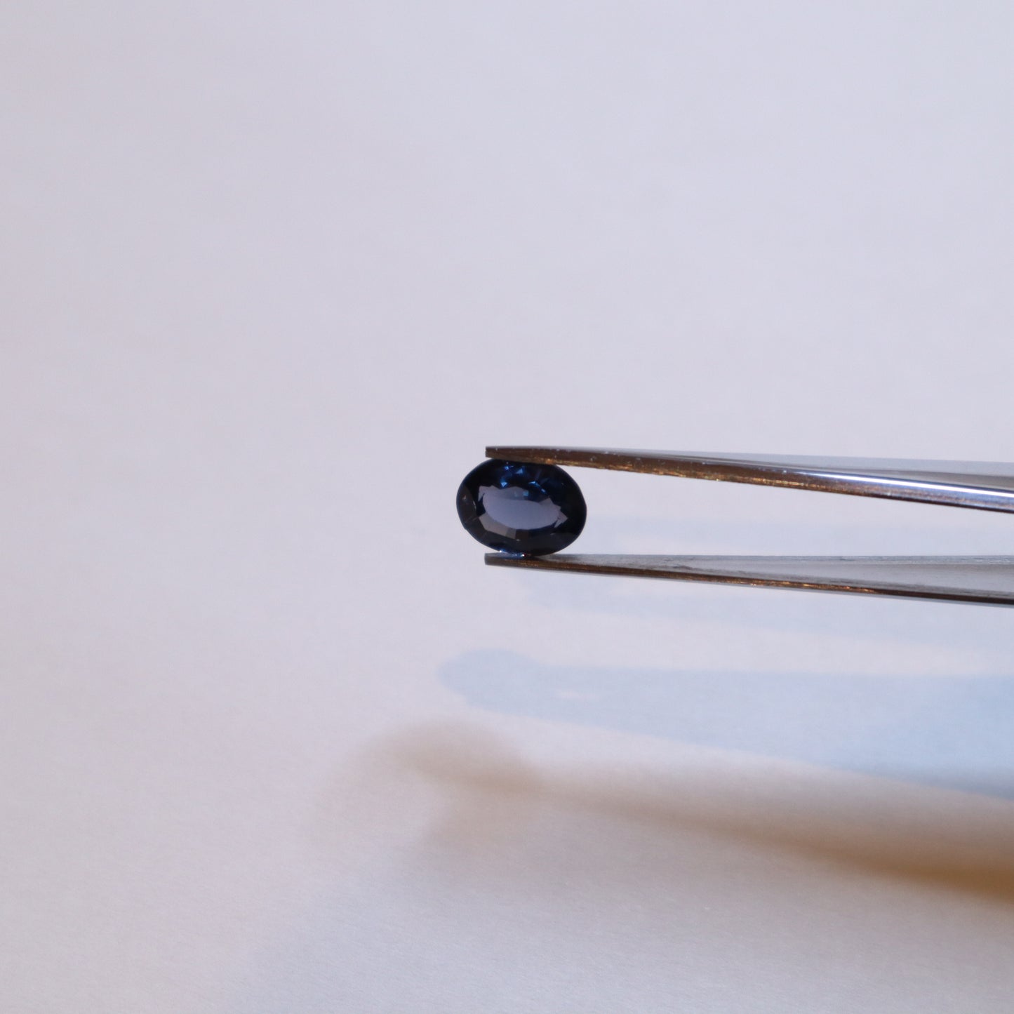 天然スピネル・バイオレットブルースピネル・1.74ct・スリランカCGL鑑定書付き