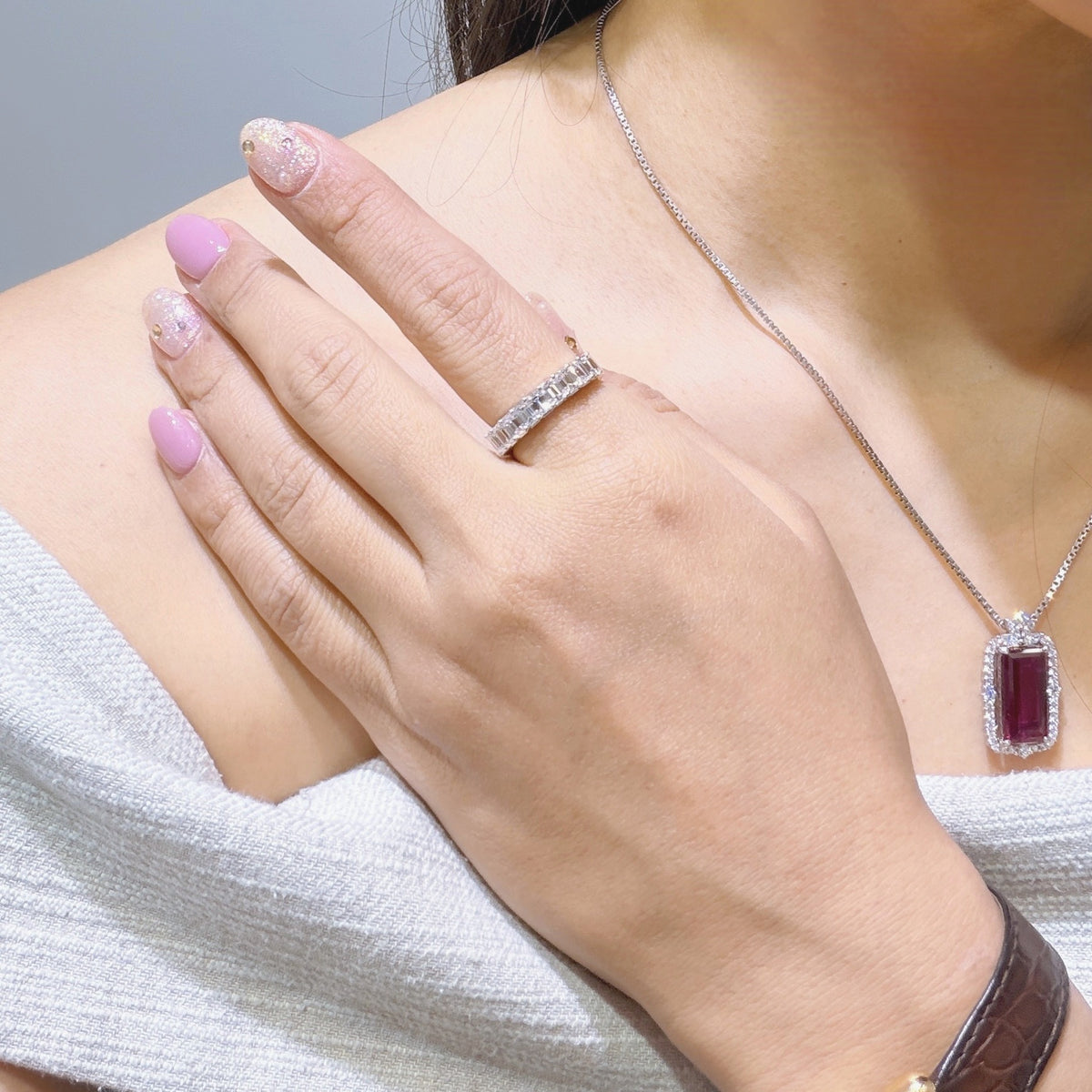 9石エメラルドカット 1.75ct ハーフエタニティリング
