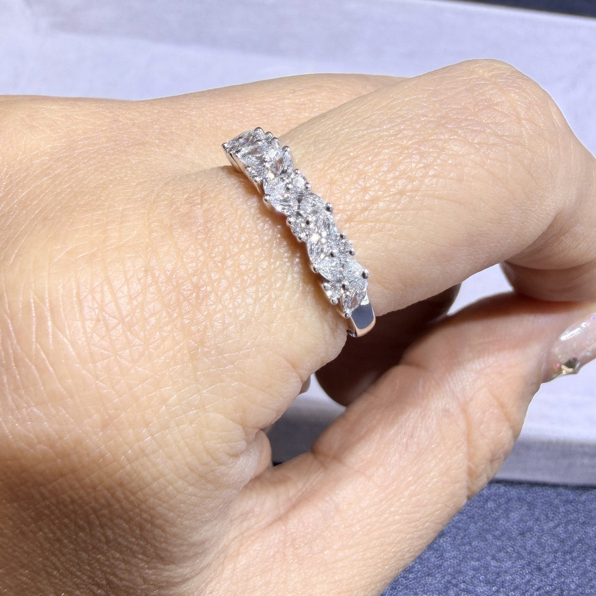 マーキス×ラウンド 0.67ct ハーフエタニティリング