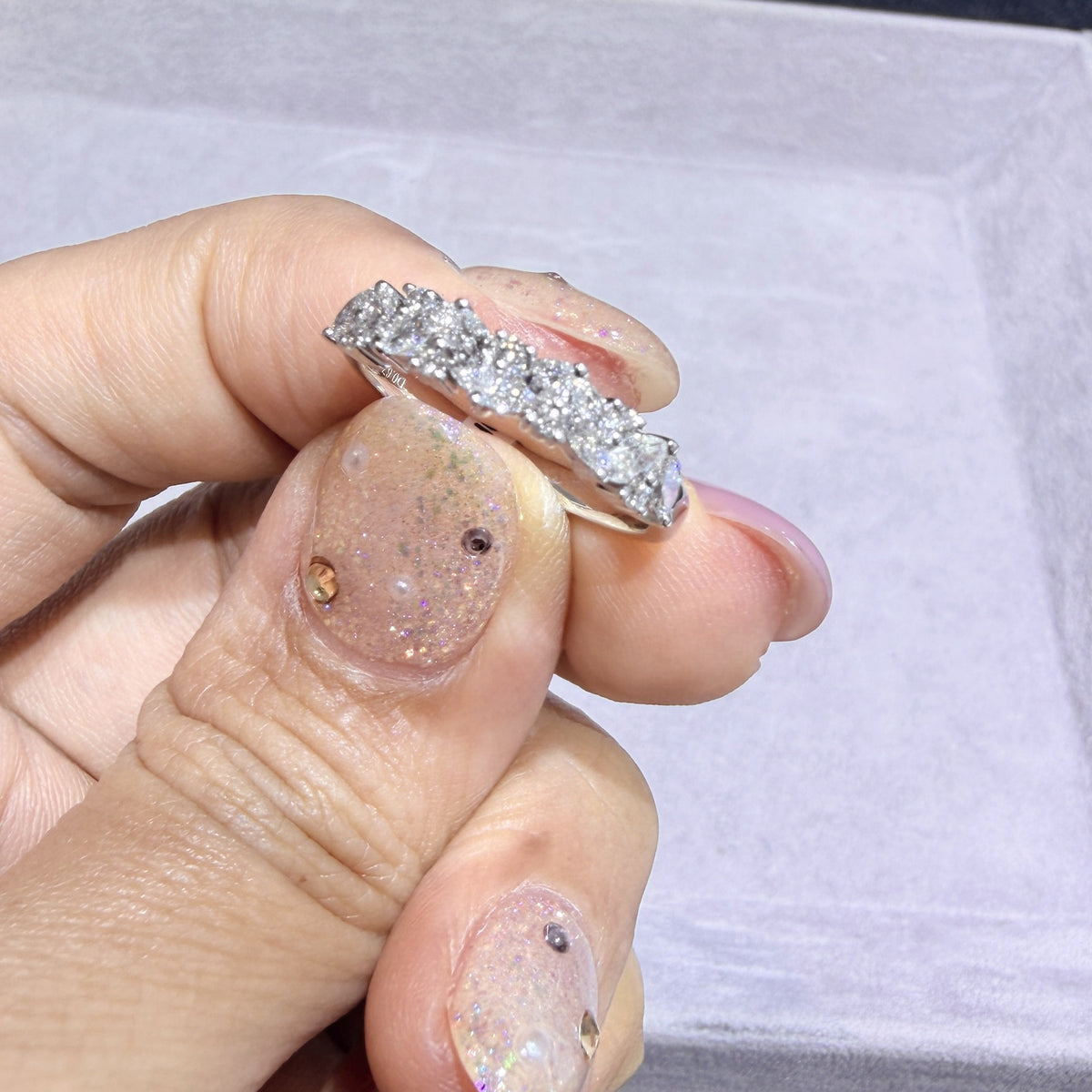 マーキス×ラウンド 0.67ct ハーフエタニティリング