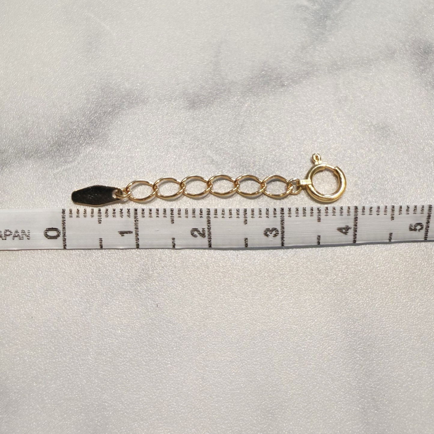 3cmアジャスター。チェーン部分が3cmです。