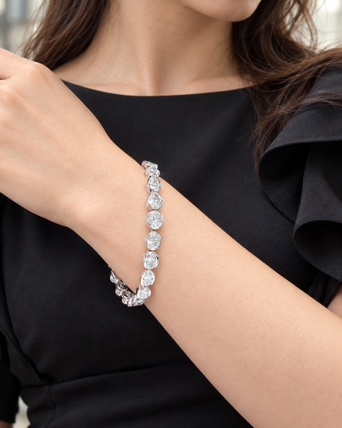 ⑥ラグジュアリー オーバル（18.77ct）