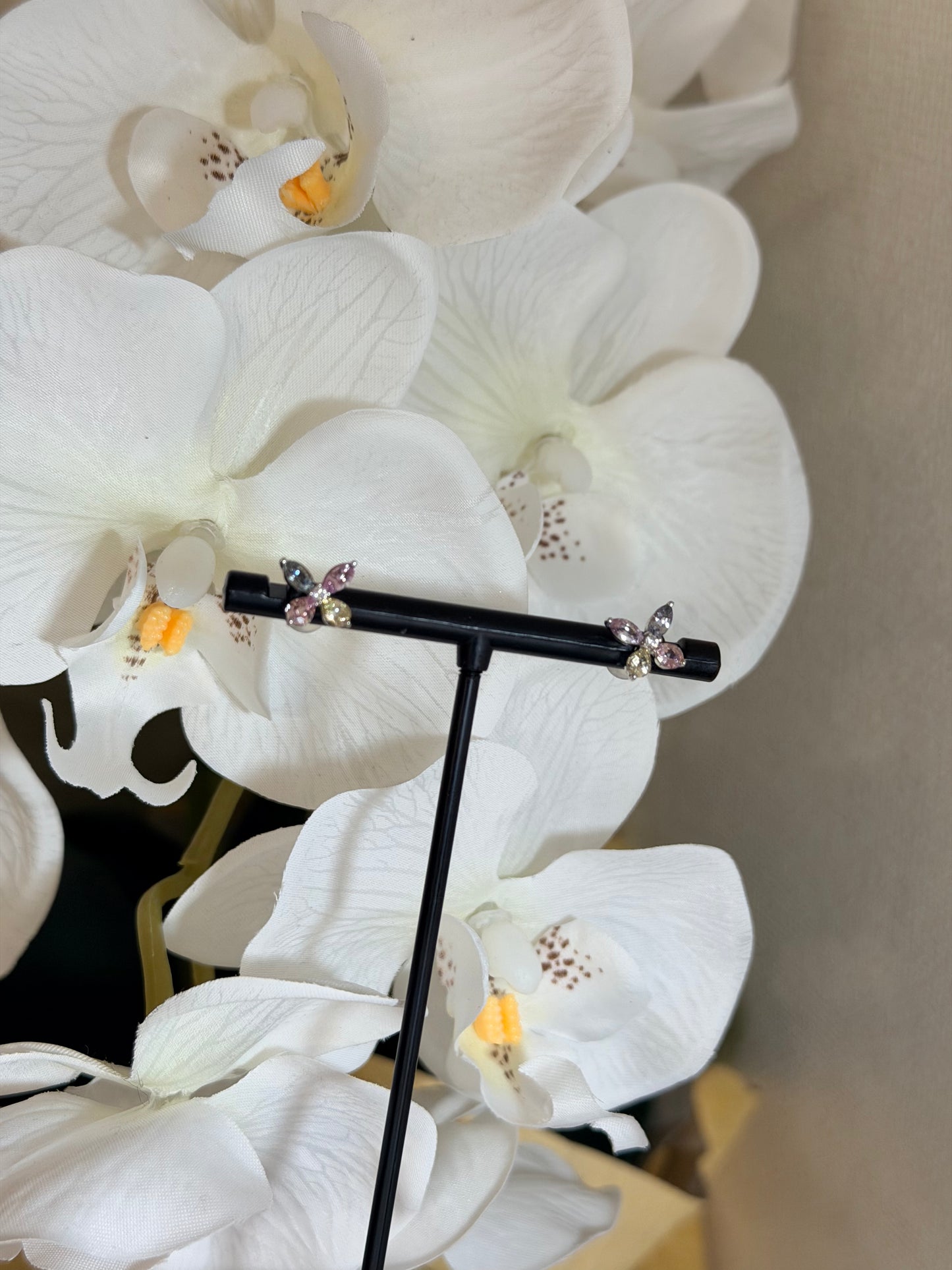 ファンシーサファイア バタフライピアス