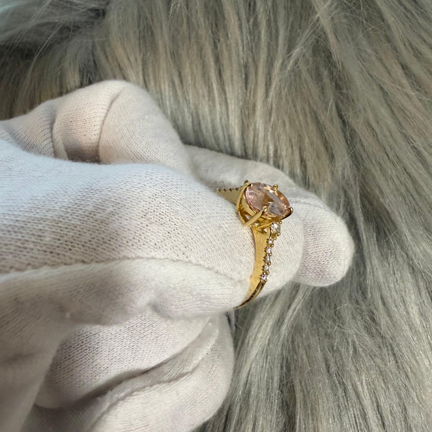 【Dance】オーバルシェイプ・モルガナイトリング YG