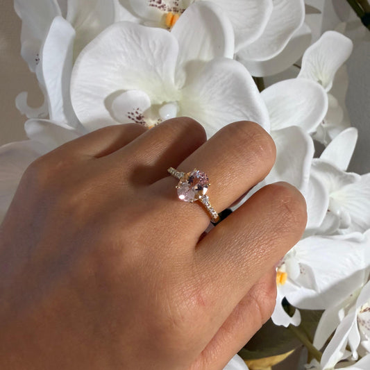 【Dance】オーバルシェイプ・モルガナイトリング YG