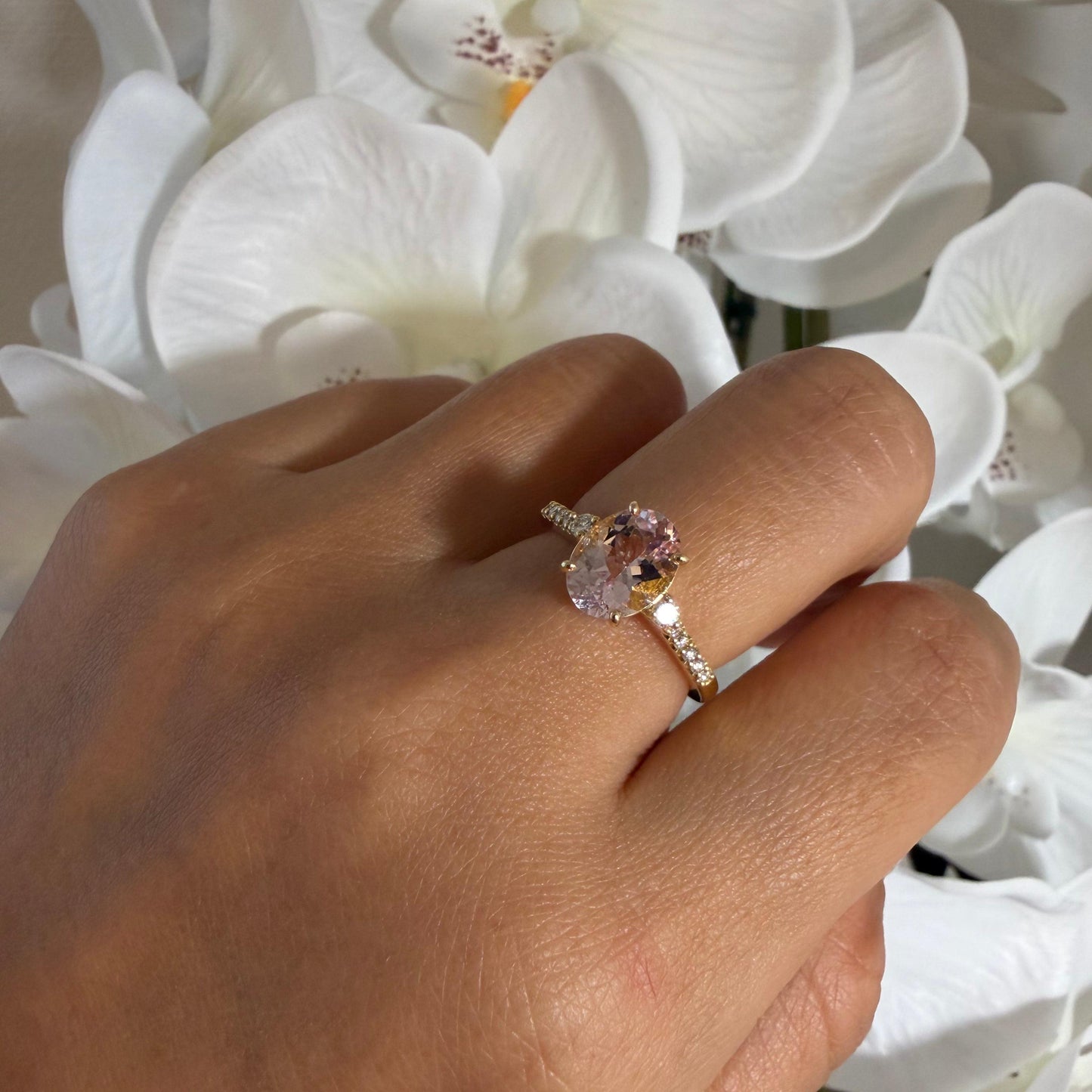 【Dance】オーバルシェイプ・モルガナイトリング YG