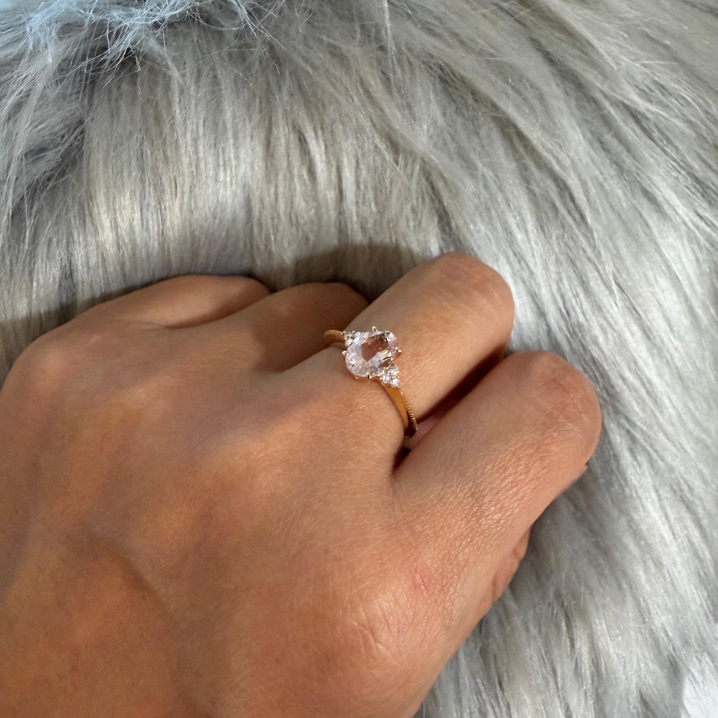 【ロマンティックモルガナイト】オーバルシェイプ・モルガナイトリング PG