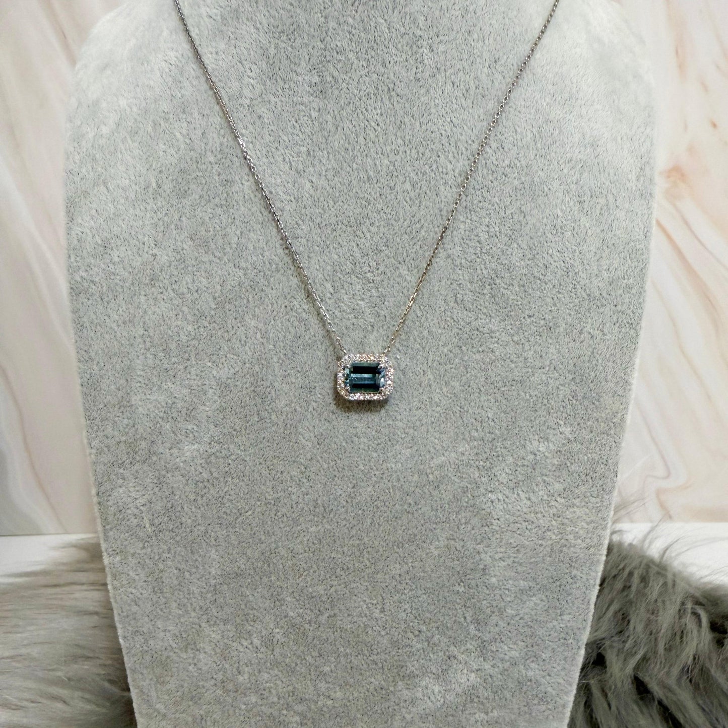 PTアクアマリンネックレス