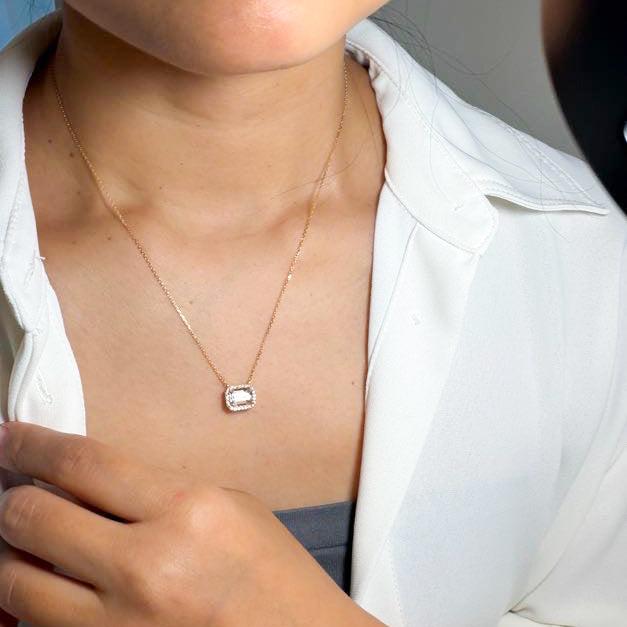 YGモルガナイトネックレス