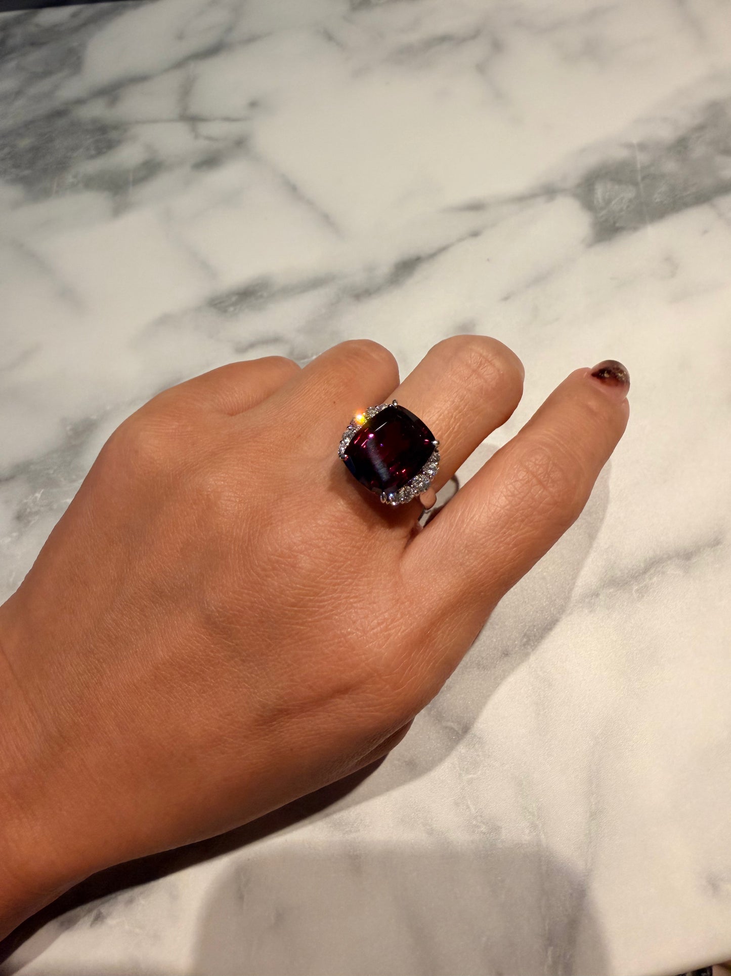 01. PT ロードライト 真紅の花リング