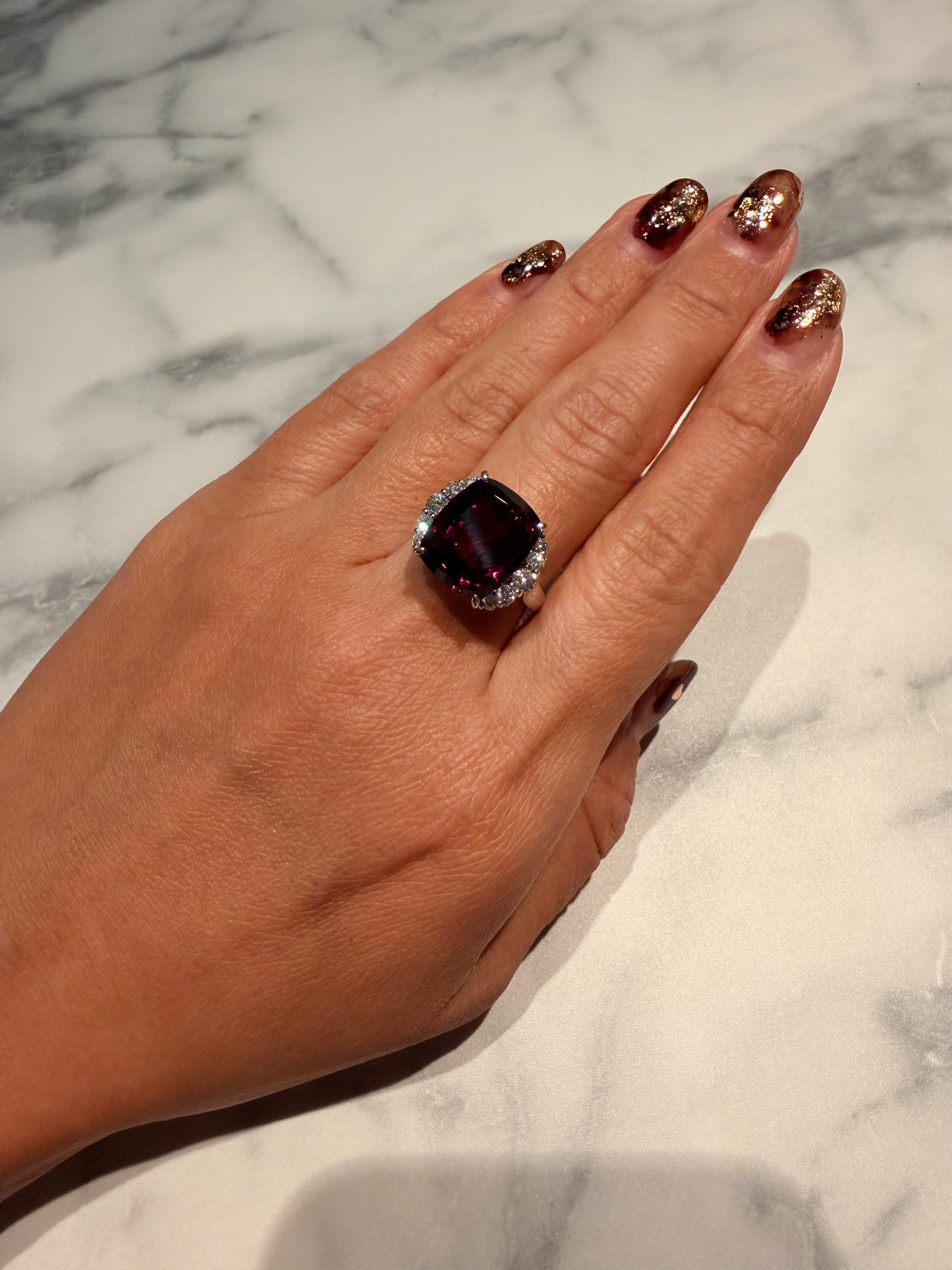 01. PT ロードライト 真紅の花リング