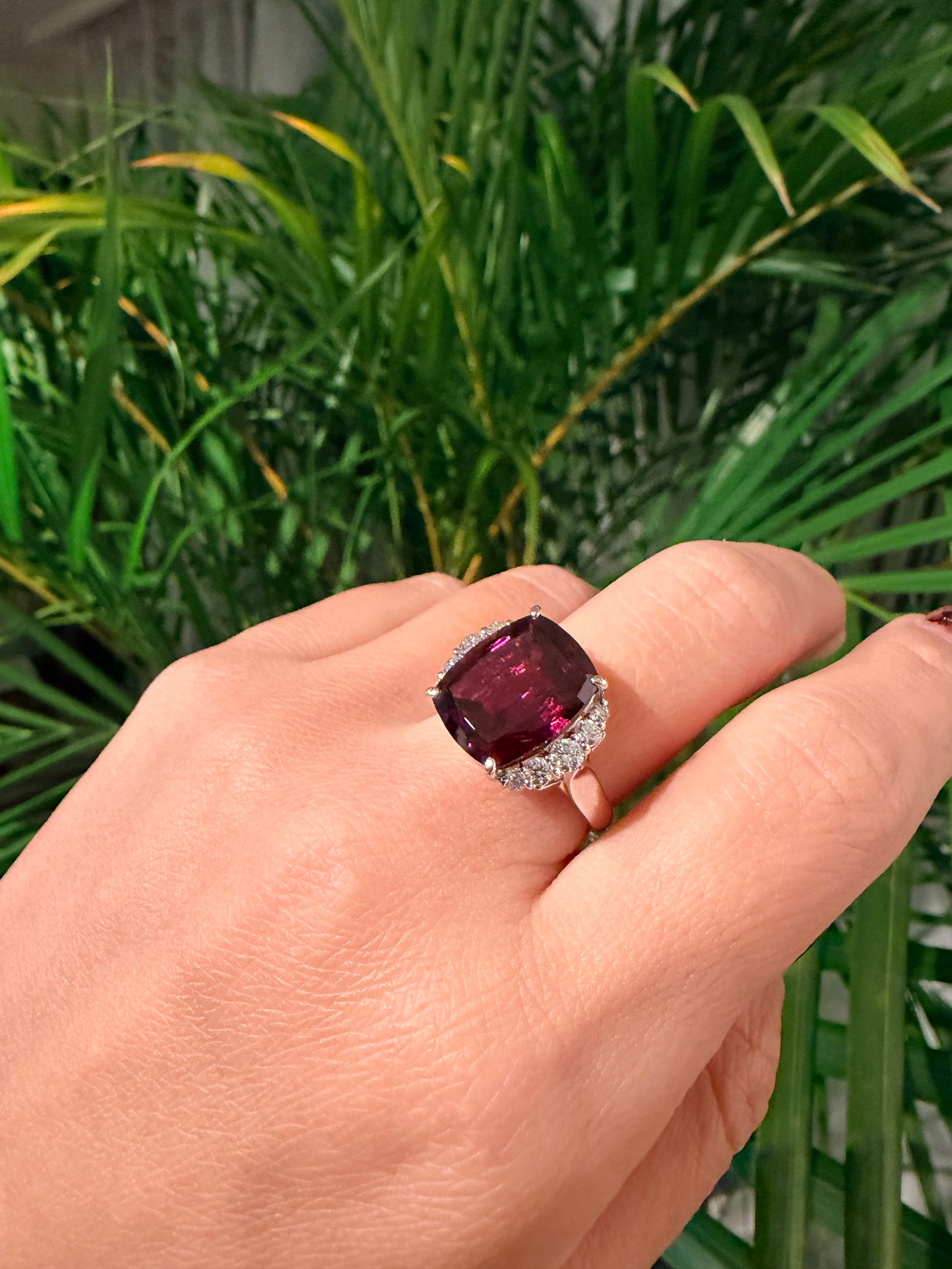 01. PT ロードライト 真紅の花リング