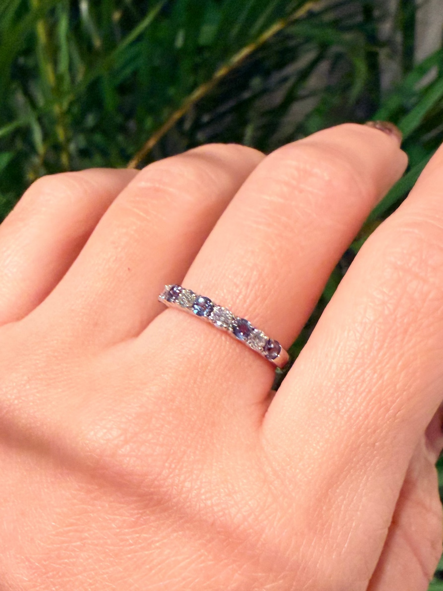 10. PT アレキサンドライト ハーフエタニティリング