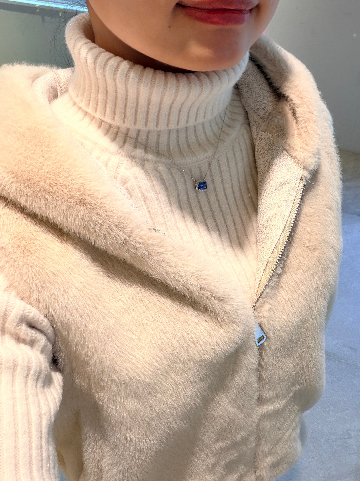 21. PTタンザナイト エメラルドカット ネックレス