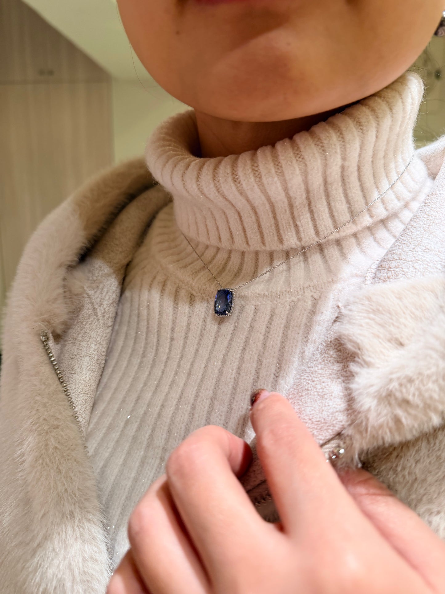 18. PTゾイサイトネックレス