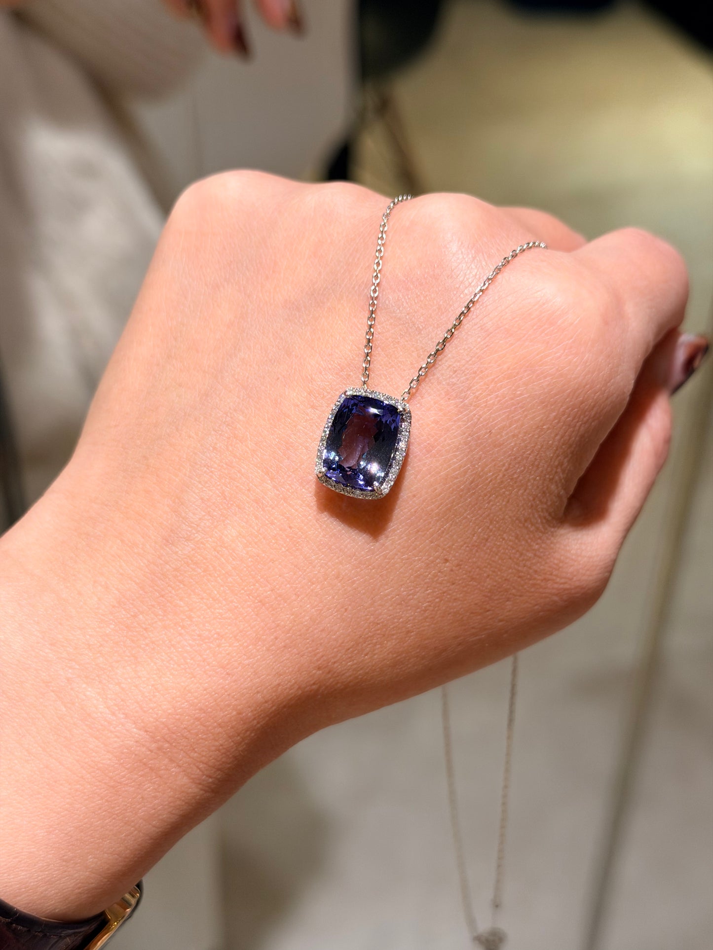 18. PTゾイサイトネックレス