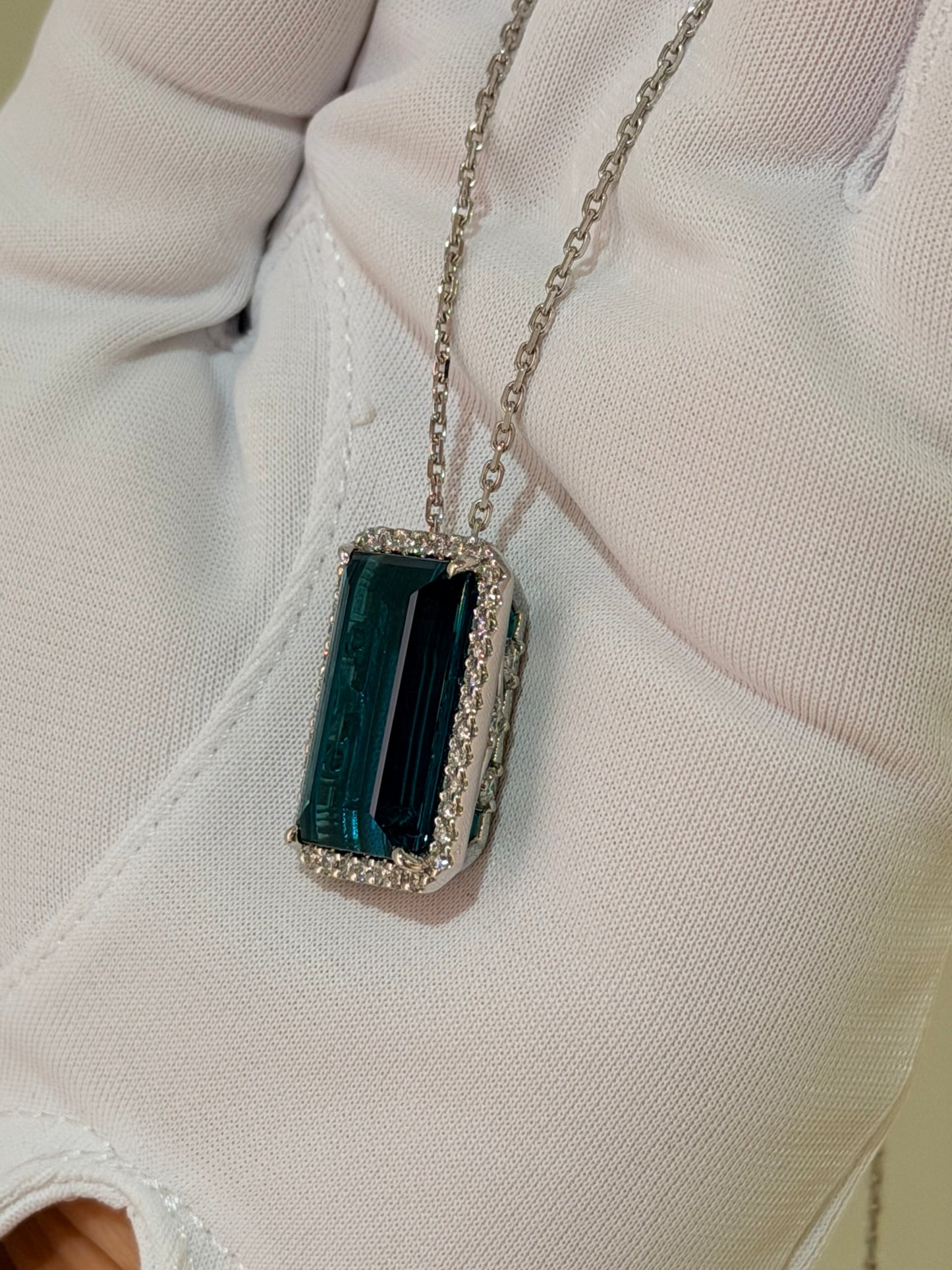 17. PT インディコライト トルマリン ネックレス