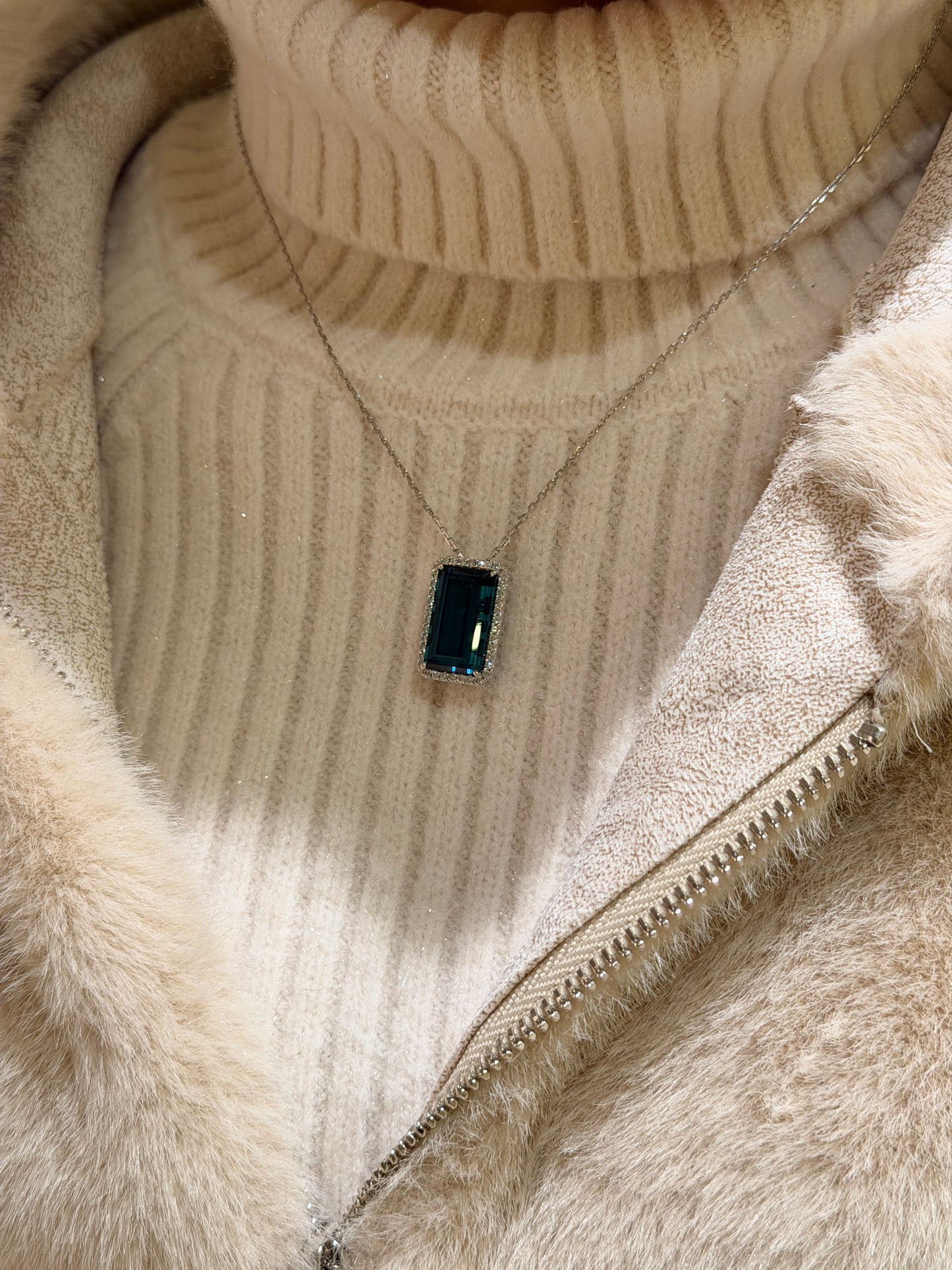 17. PT インディコライト トルマリン ネックレス