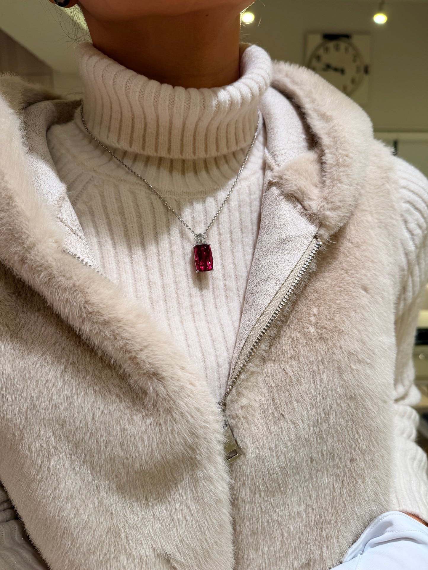 16. ピンクトルマリンネックレス