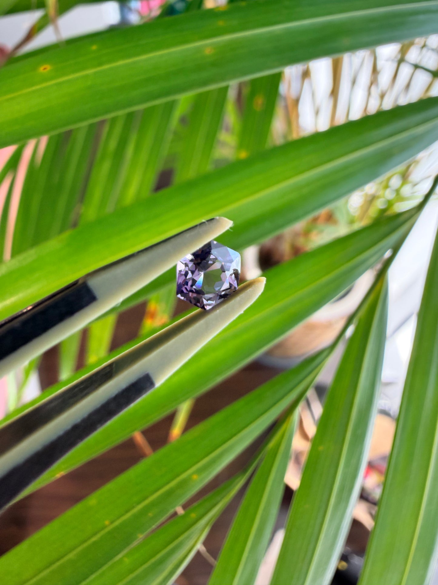 【ヘキサゴンカット③】天然　スピネル　約0.435ct