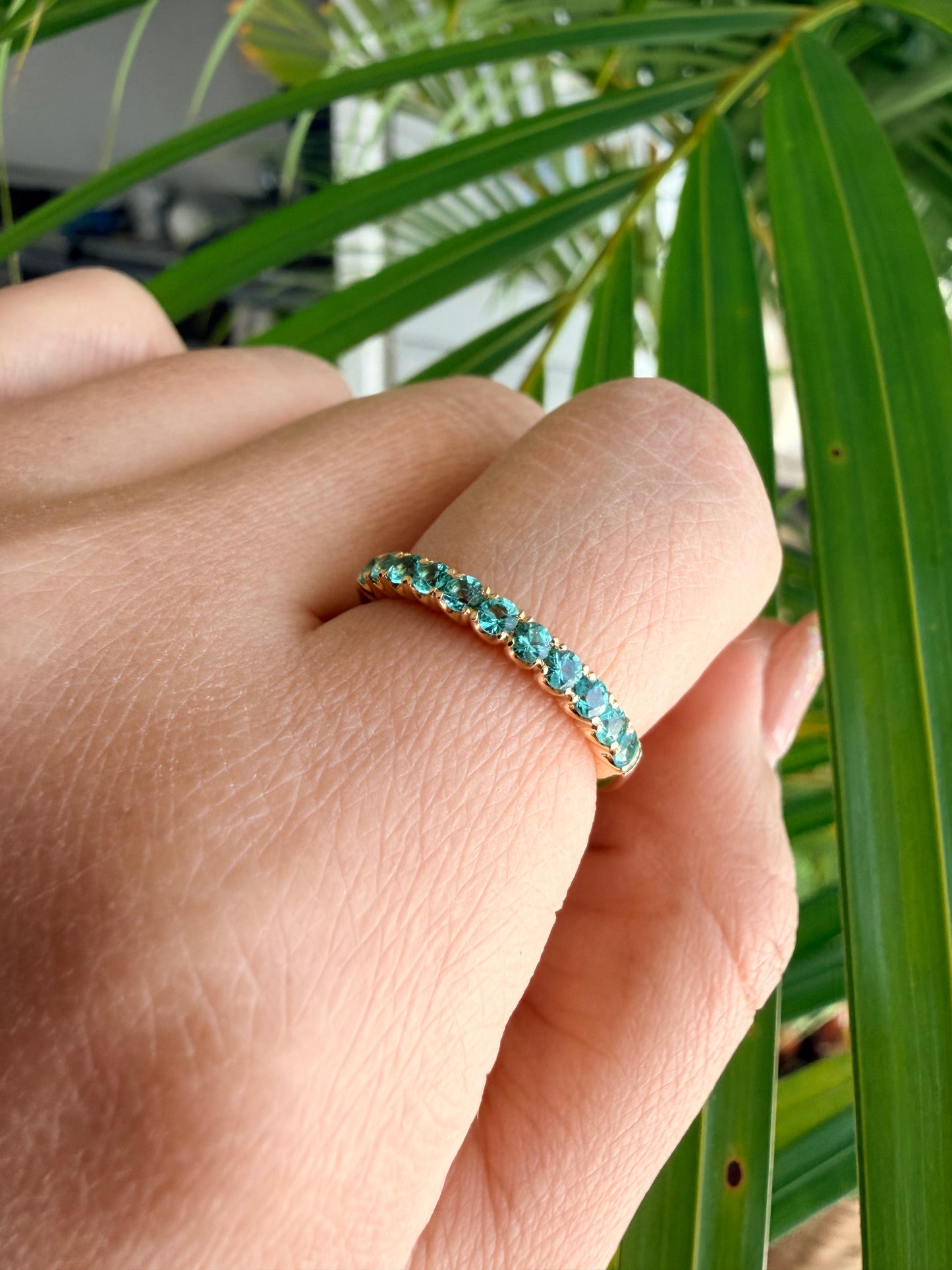 02. 【天国の海をハーフエタニティに】YG　パライバトルマリン　ハーフエタニティリング