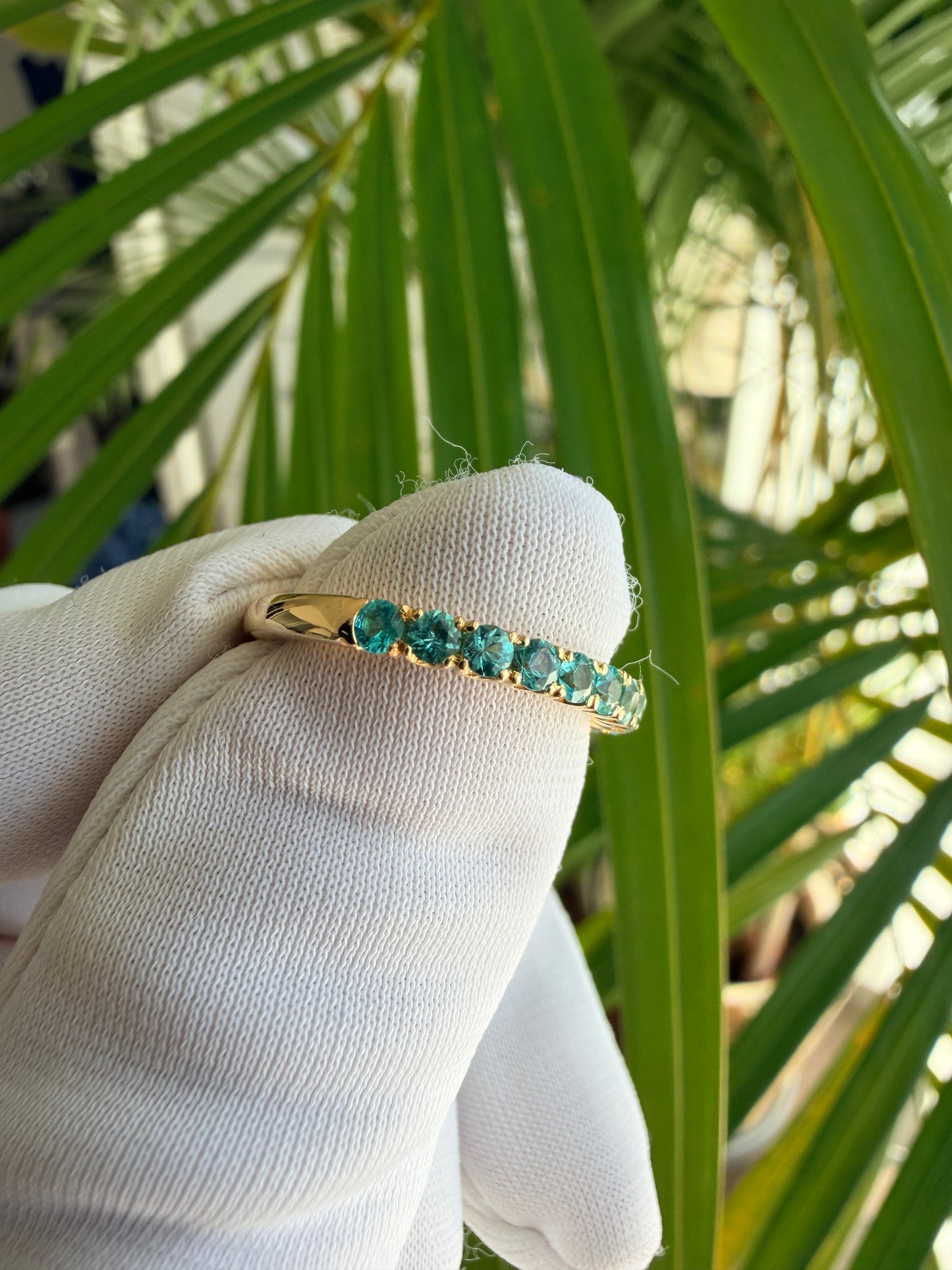 02. 【天国の海をハーフエタニティに】YG　パライバトルマリン　ハーフエタニティリング