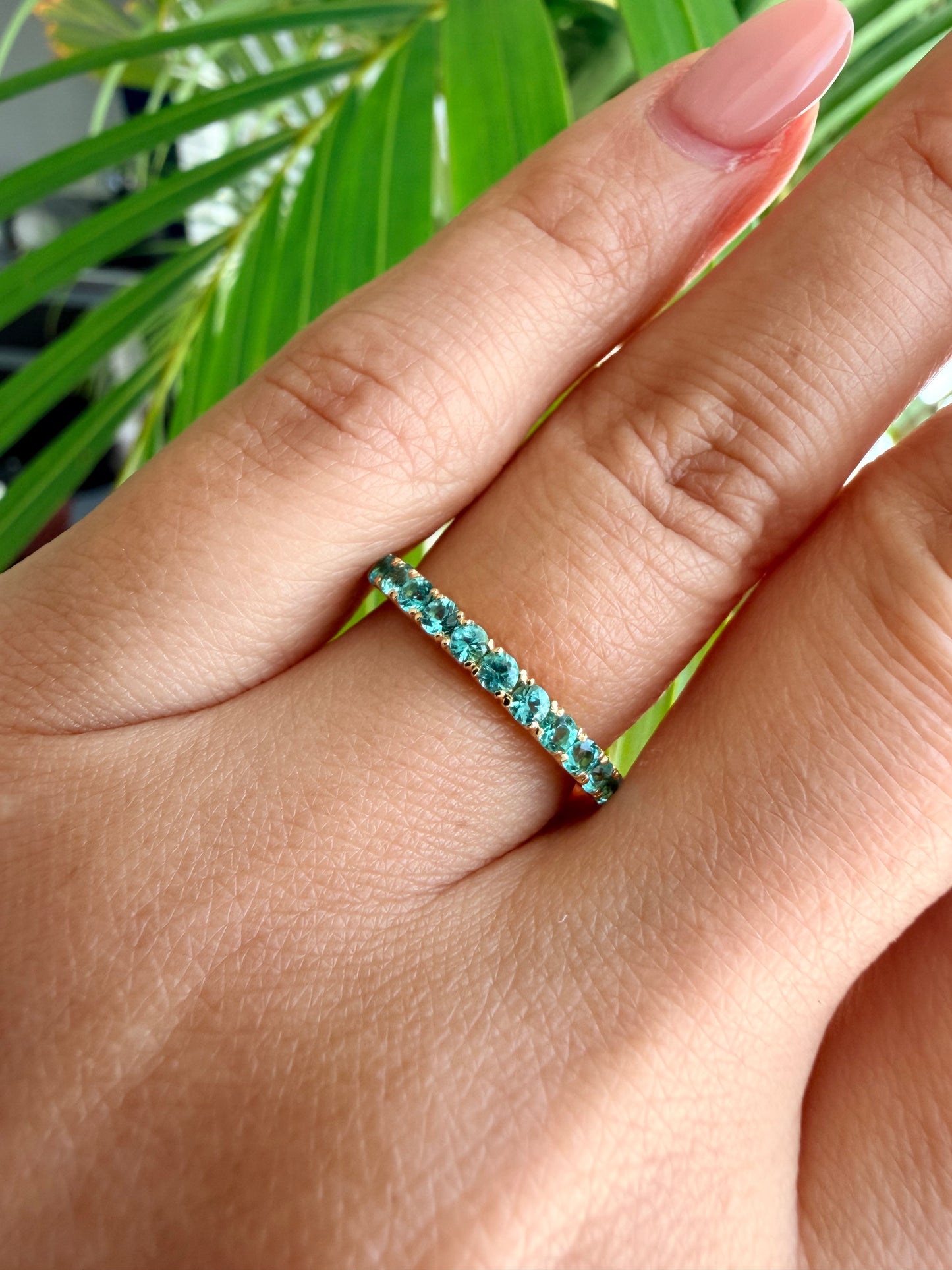 02. 【天国の海をハーフエタニティに】YG　パライバトルマリン　ハーフエタニティリング