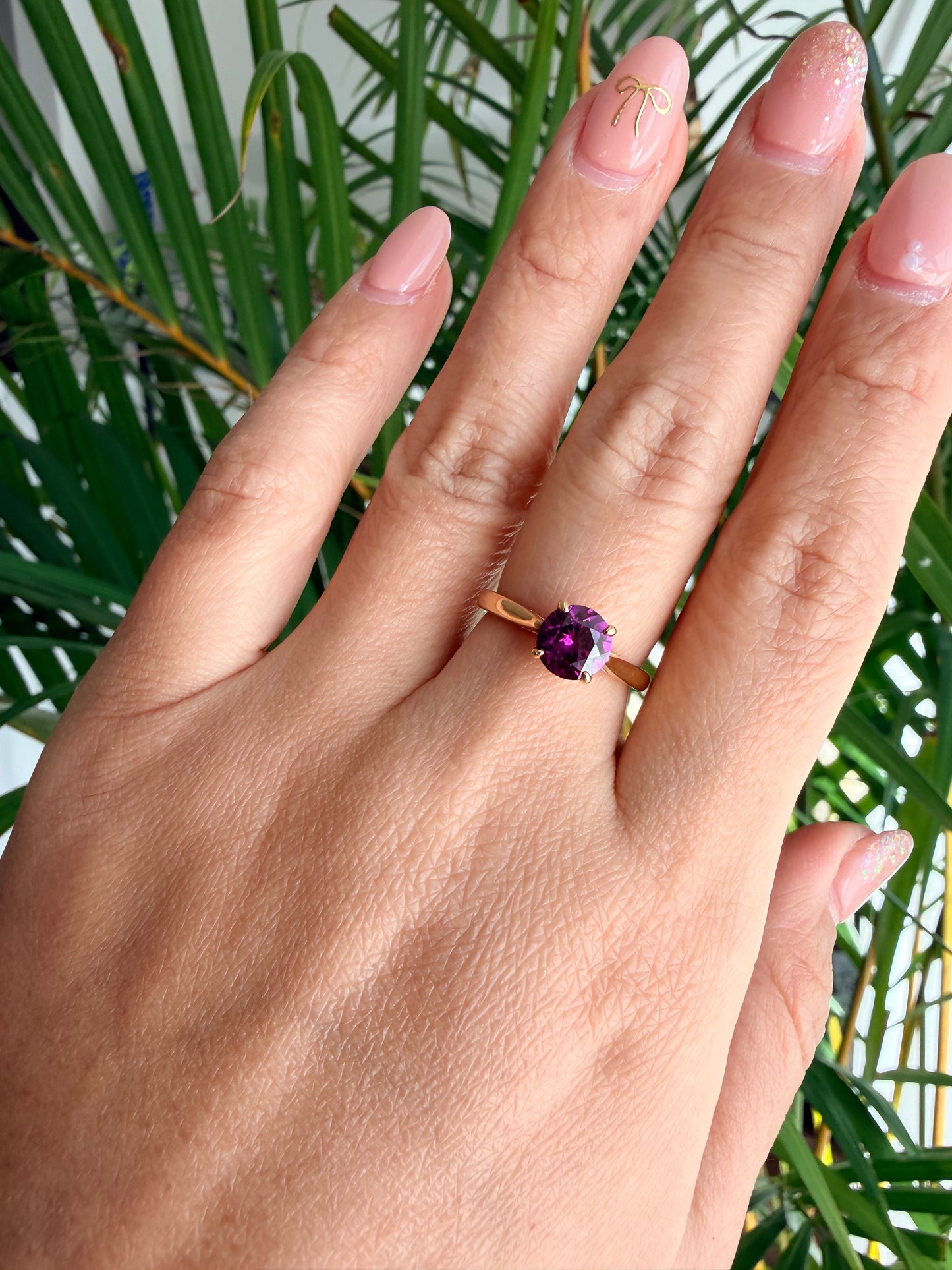 11.　【ソリテール】YG 4本爪ロードライトガーネットリング