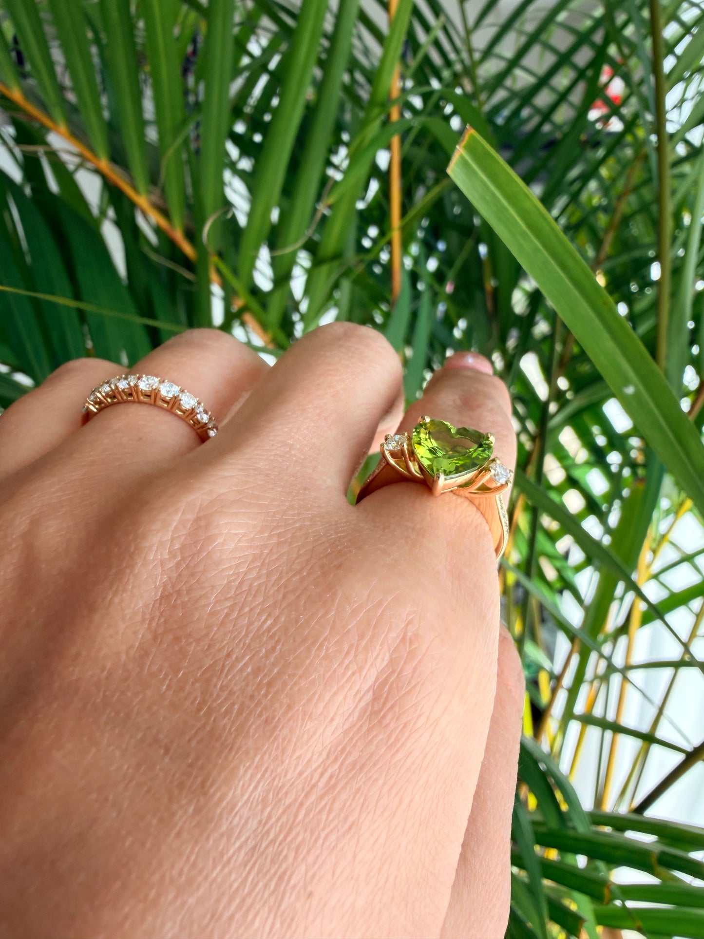 07. 【オトナのハートリング】YG　ハートシェイプペリドットリング