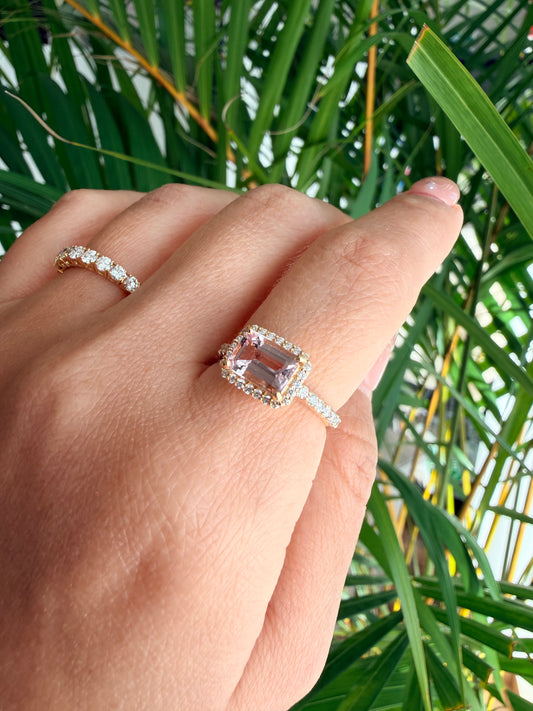 08.  YG エメラルドカット モルガナイトリング