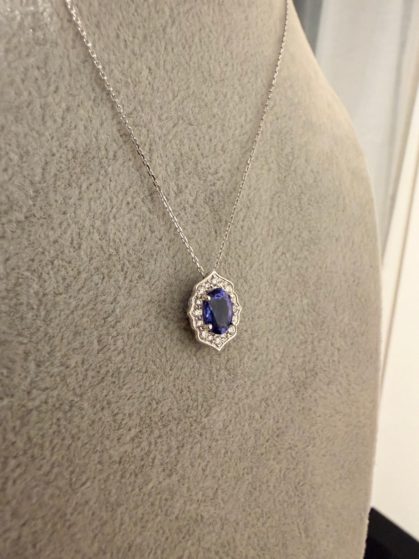 22. 【Mirror Mirror】PT　タンザナイトネックレス