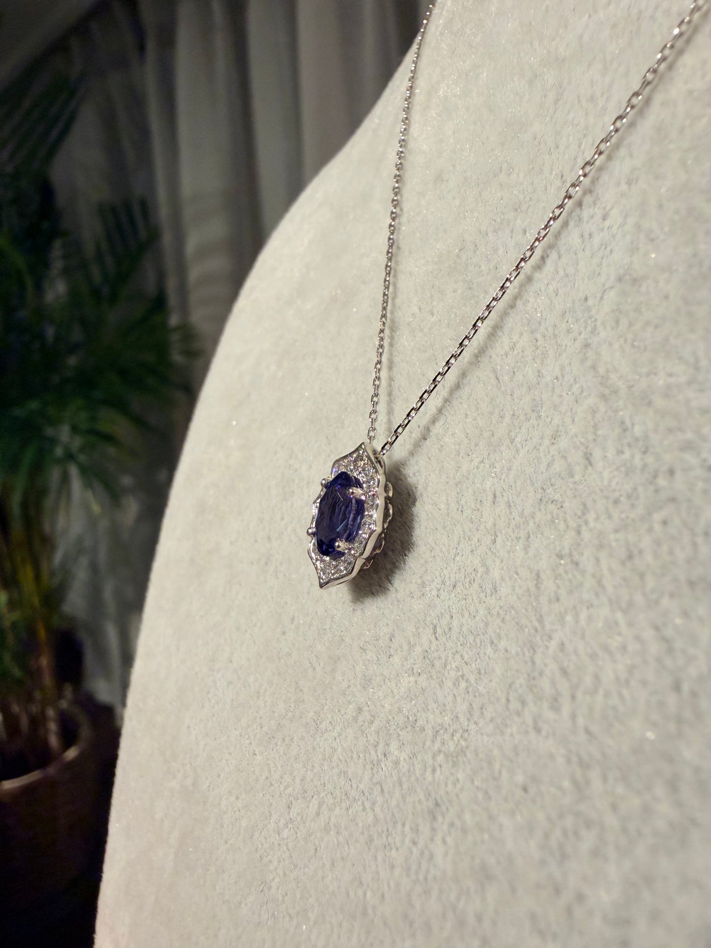 22. 【Mirror Mirror】PT　タンザナイトネックレス