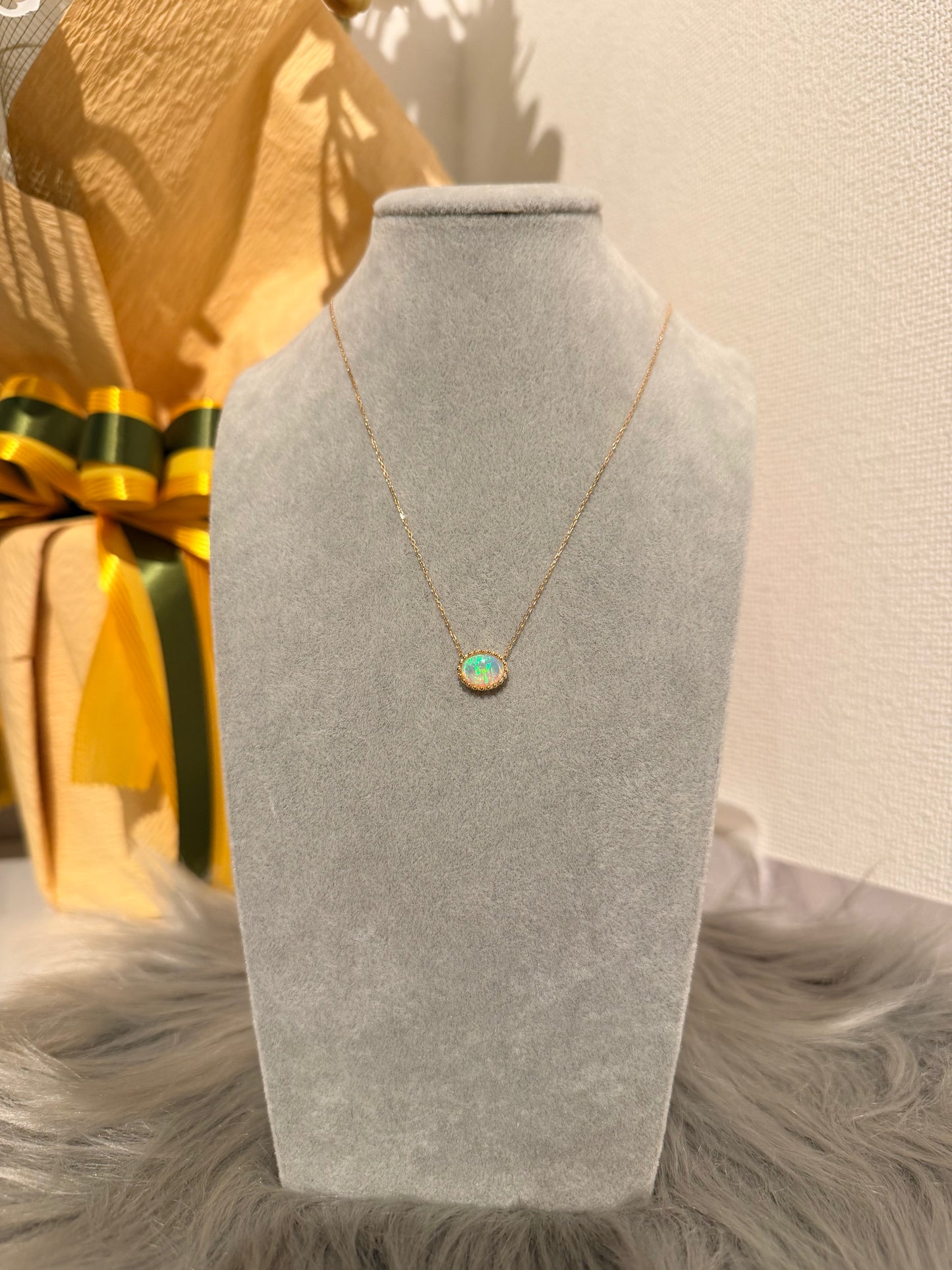 26．【印象派オパール】YG オパールネックレスpetit