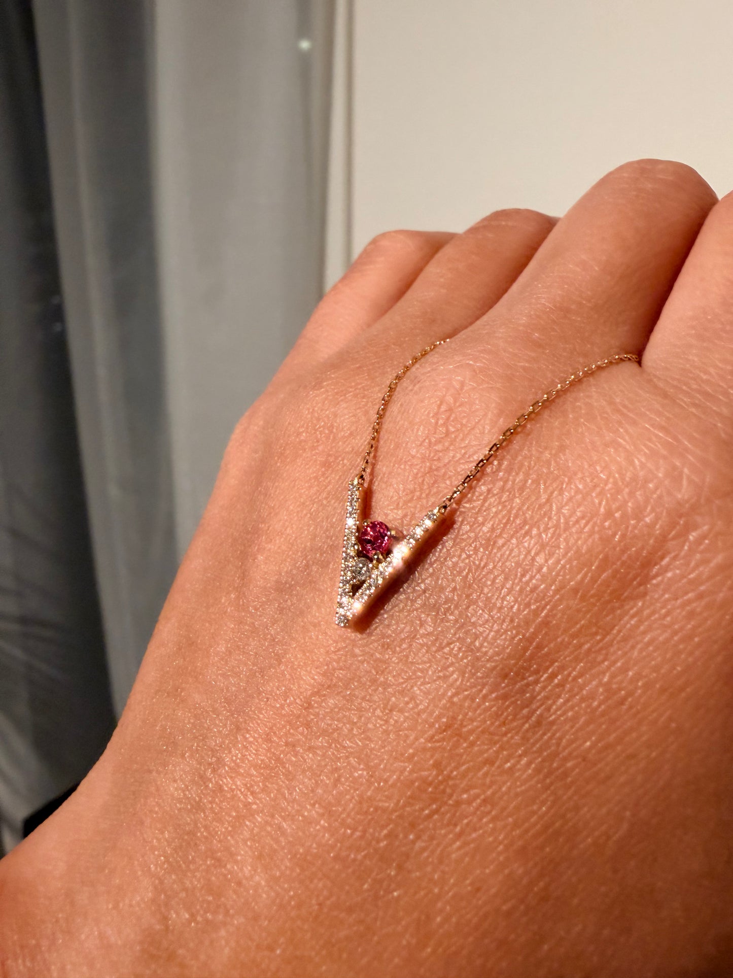 28.【Victory】 YG スピネルネックレス