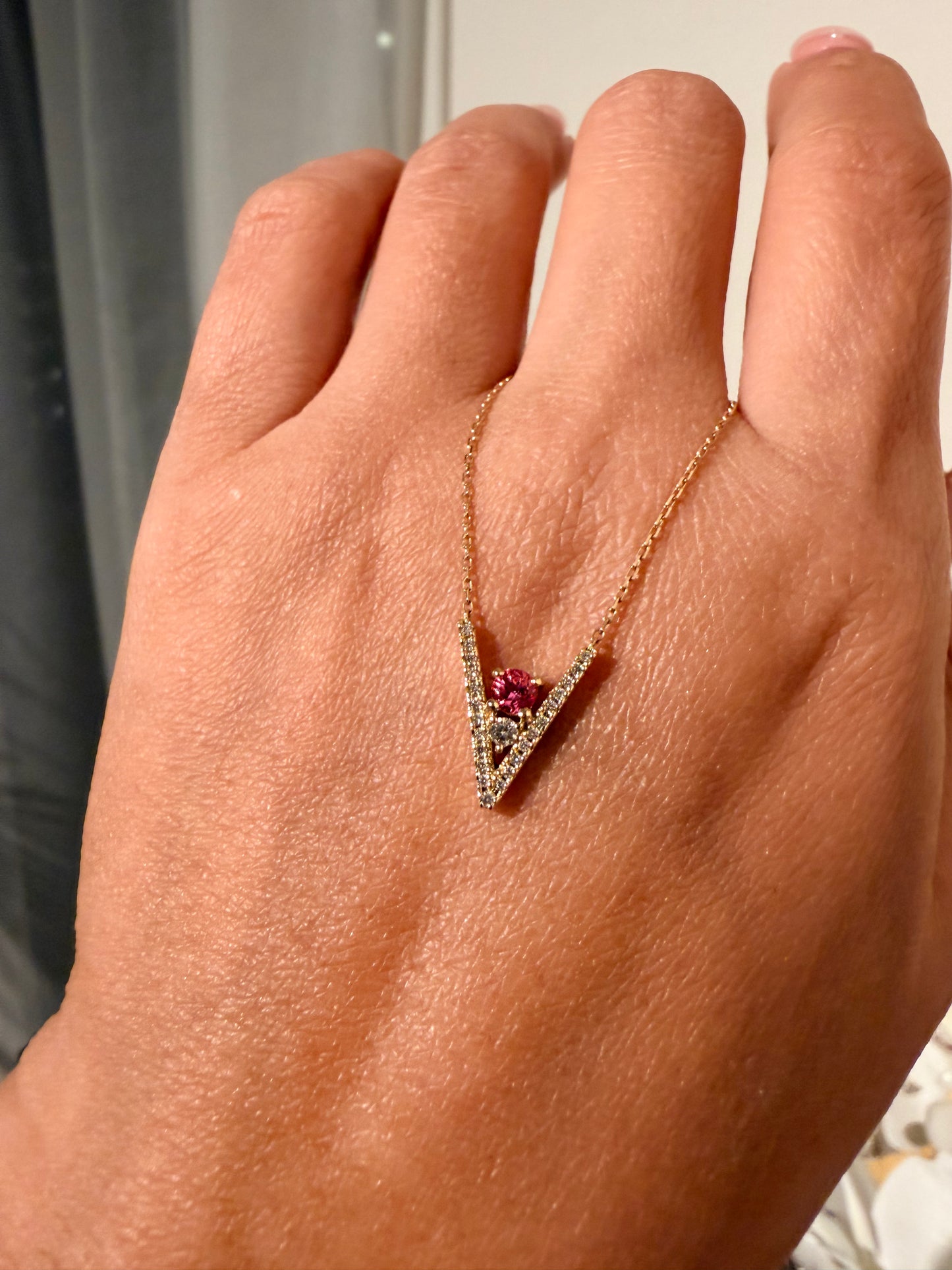 28.【Victory】 YG スピネルネックレス