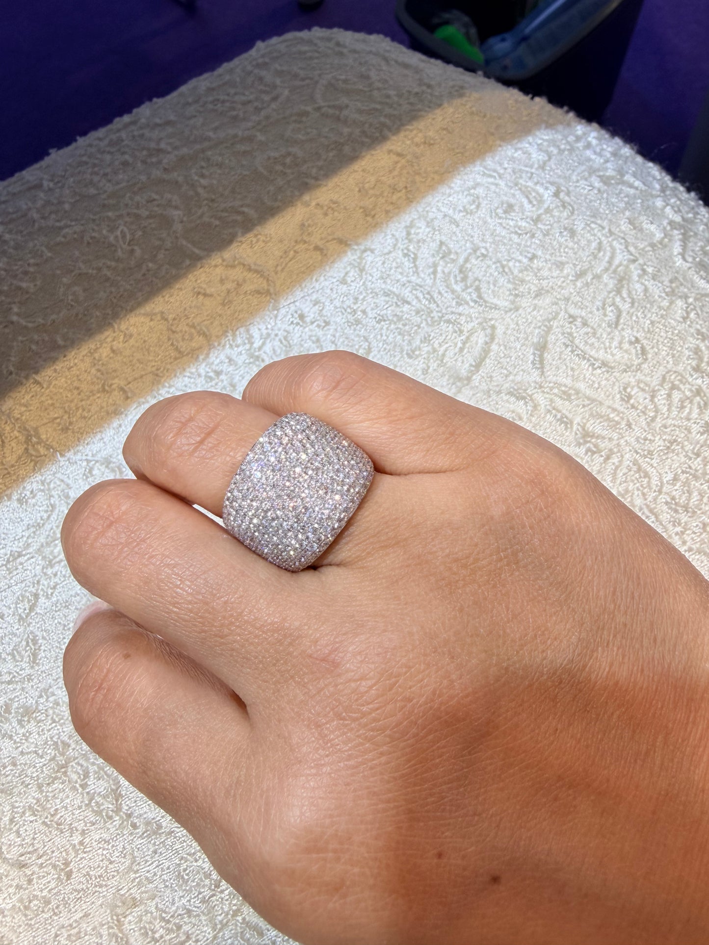 【289ピースの踊るマハラジャリング】