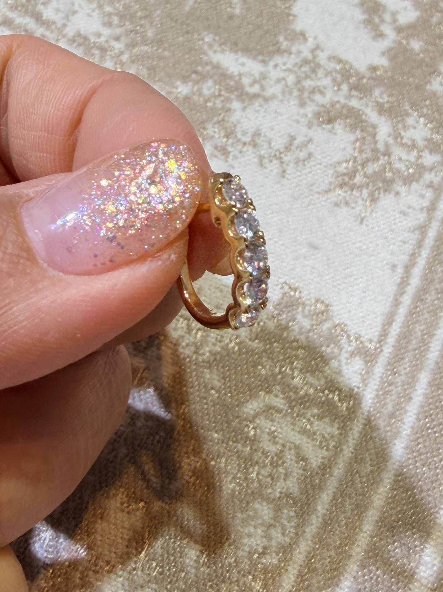 【07152フープ】10石・約0.95ct前後・3.1mm x 14.2mm