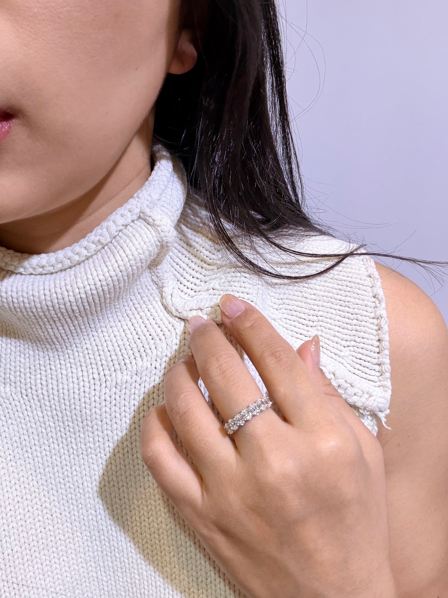 【1.66ct オーバル ハーフエタニティリング】