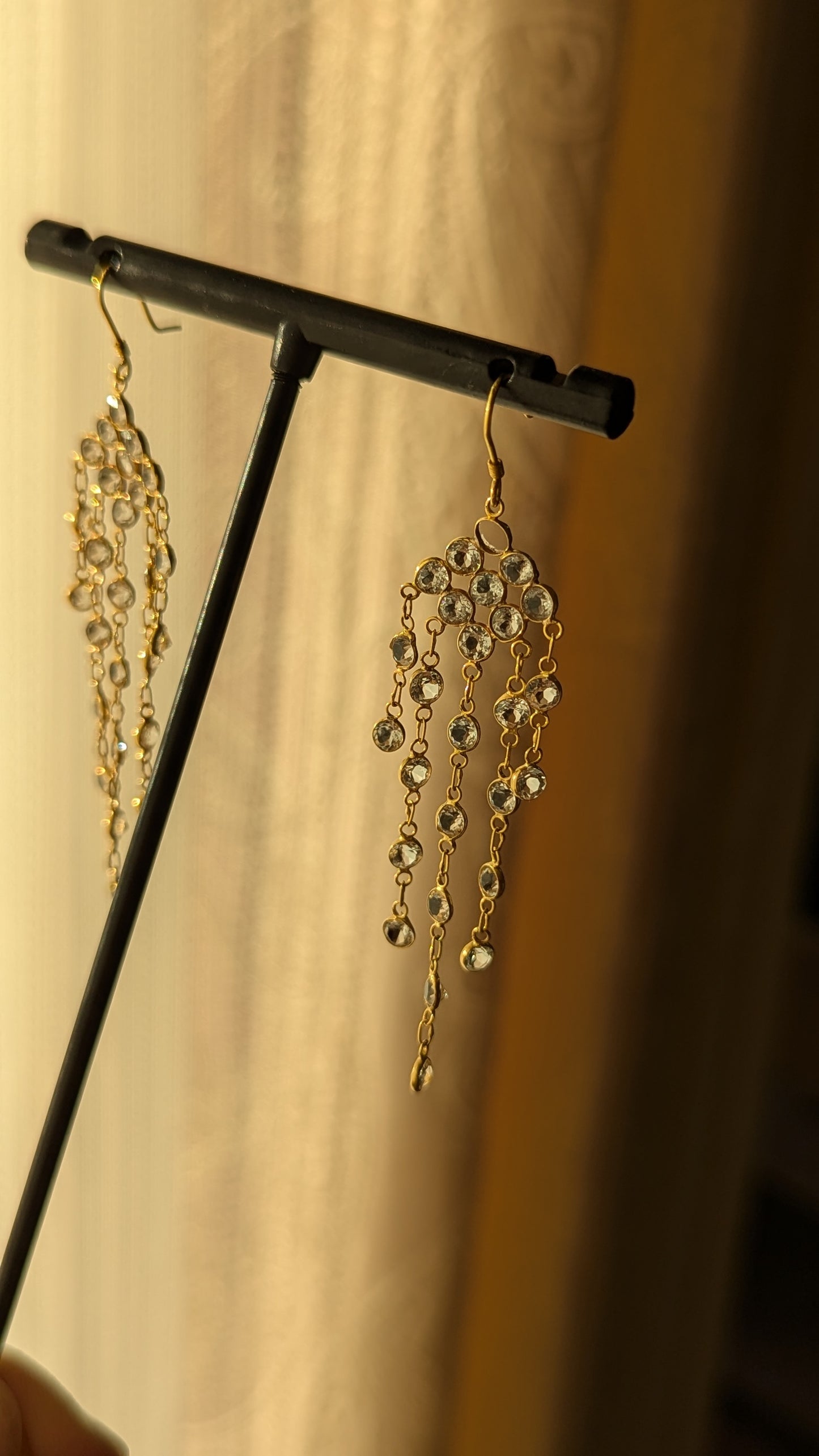 15. ホワイトトパーズ　オリエンタルピアス