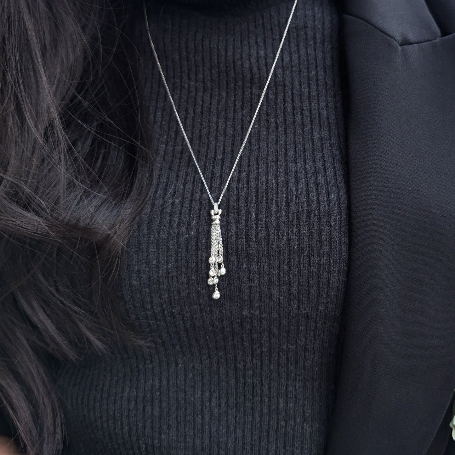 3. ダイヤモンドタッセルネックレス WG 0.6ct